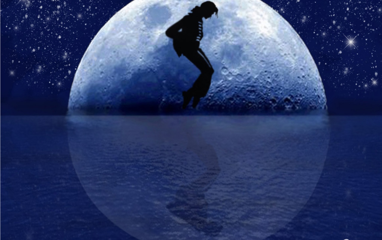 Michael Jackson Wallpapers - Michael Jackson Photos Moon Walk - HD Wallpaper 