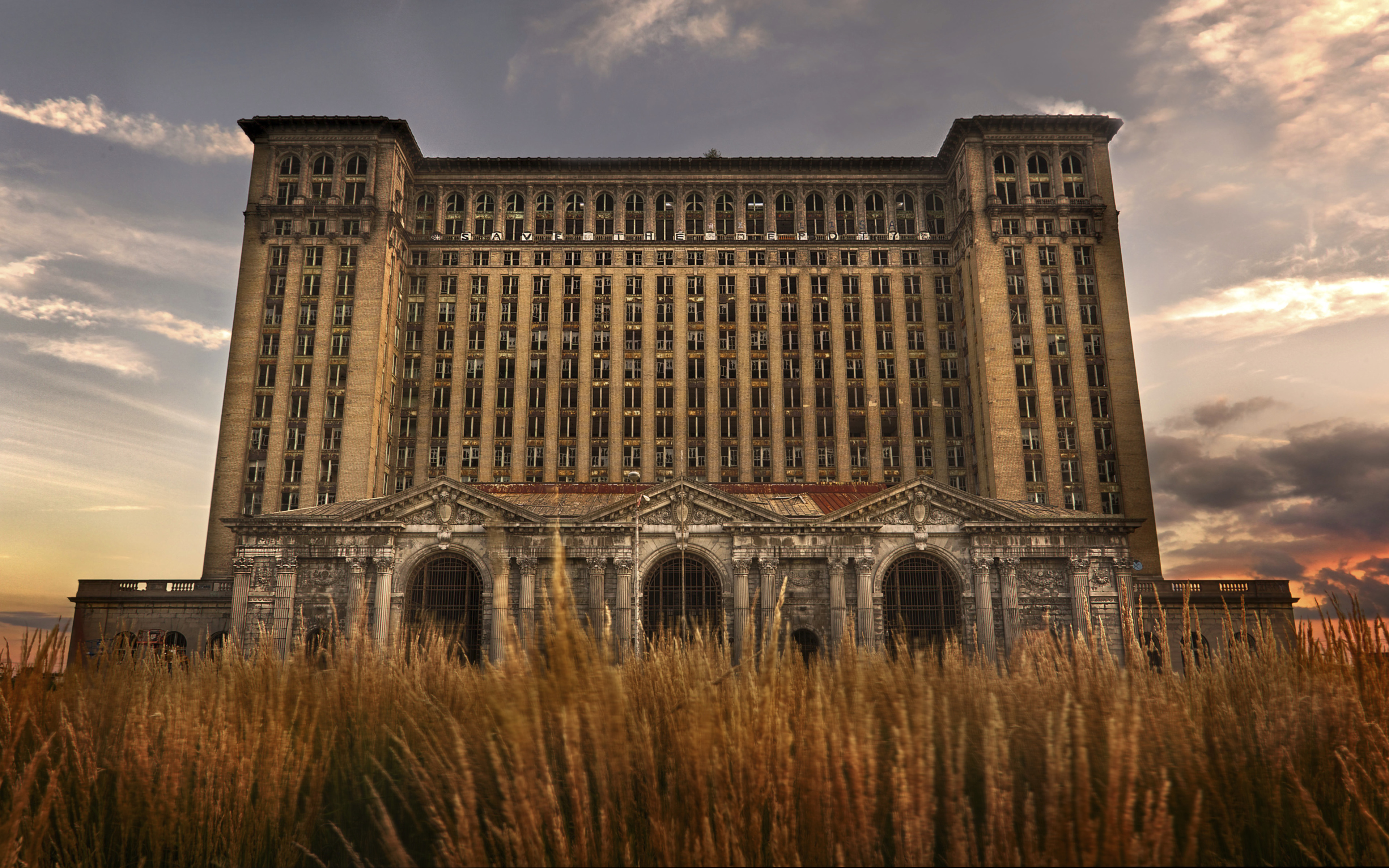 Detroit Famous Abandoned Buildings - HD Wallpaper 
