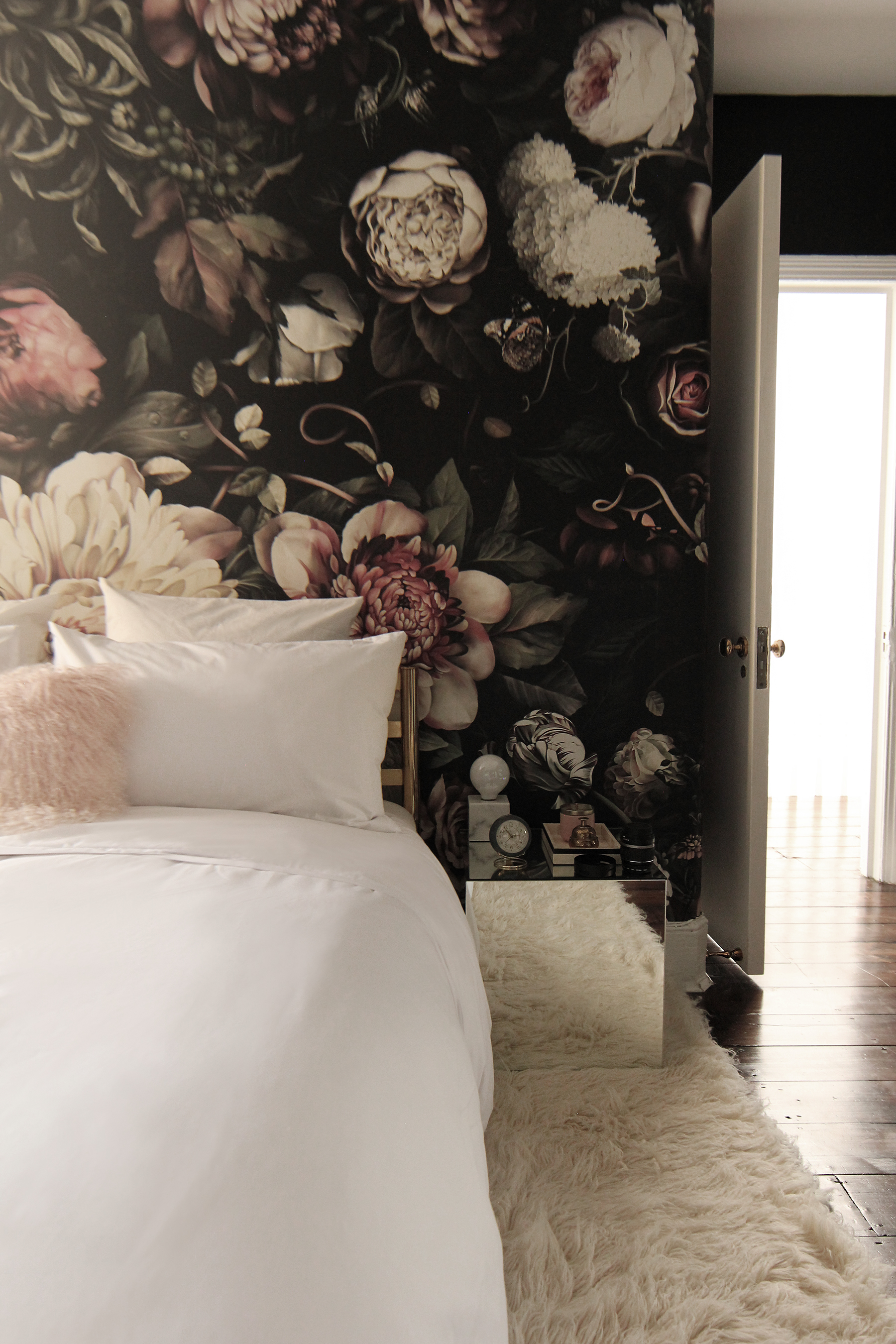 Preciously Me Blog - Bedroom Wallpaper Ideas 2019 - HD Wallpaper 