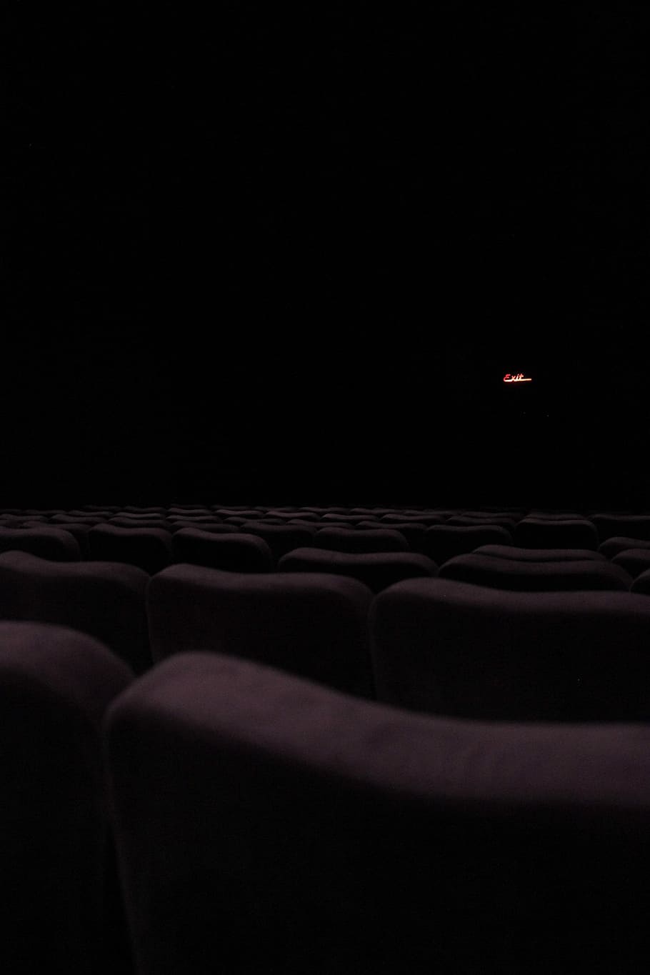 Purple Chairs, Theatre, Theater, Seat, Exit, Cinema, - Darkness - HD Wallpaper 