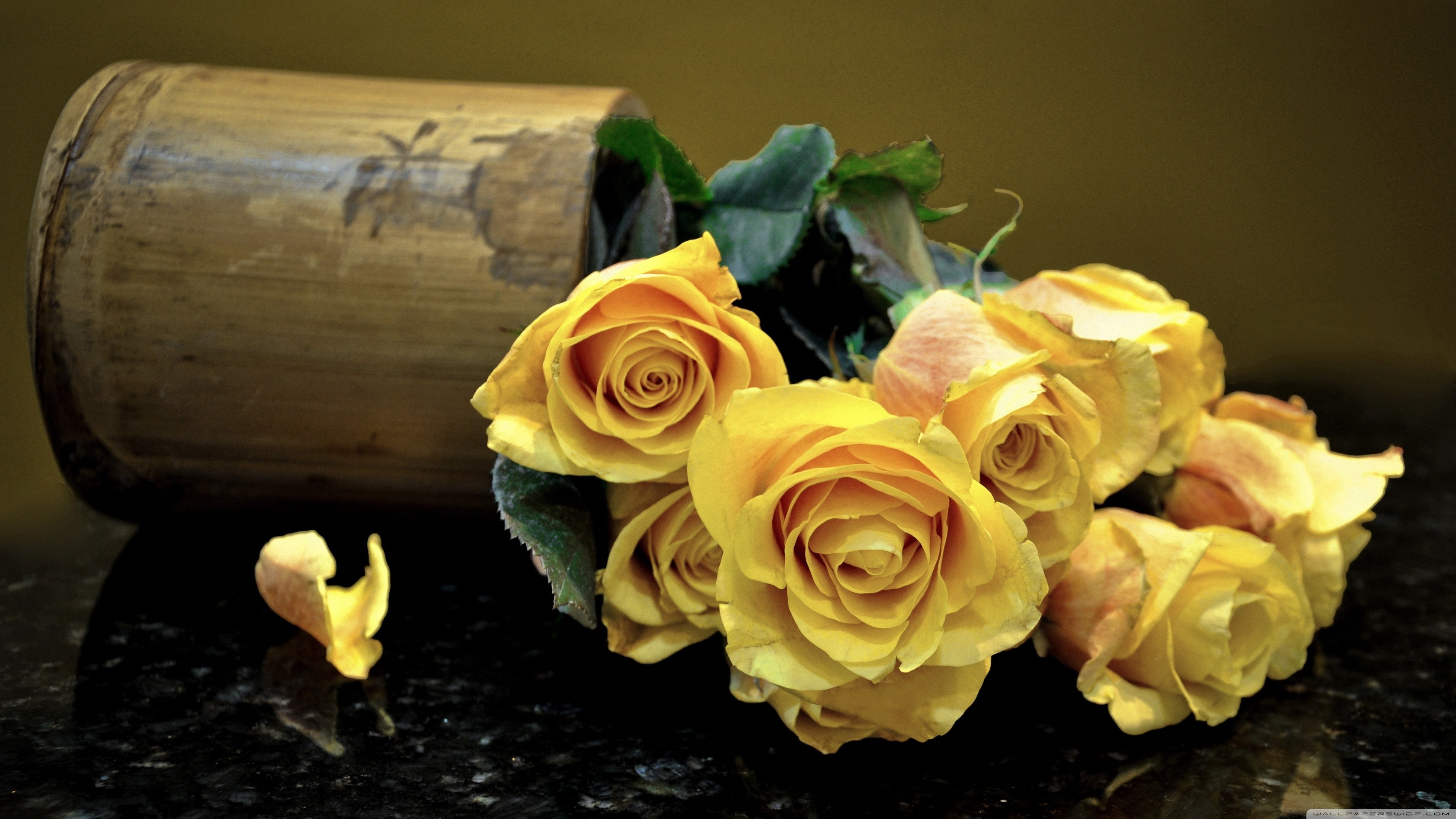 3840x2160, 
 Data Id 247829 
 Data Src /walls/full/b/3/f/247829 - Yellow Rose Wallpaper Hd - HD Wallpaper 