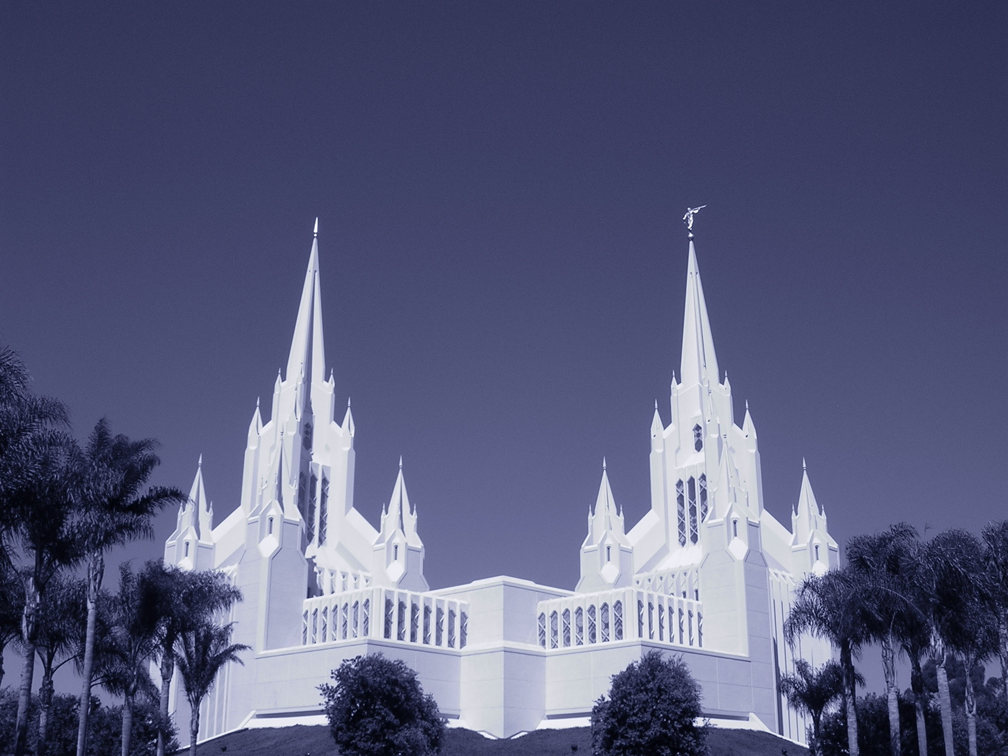 San Diego California Temple Hd Wallpaper - San Diego California Temple - HD Wallpaper 