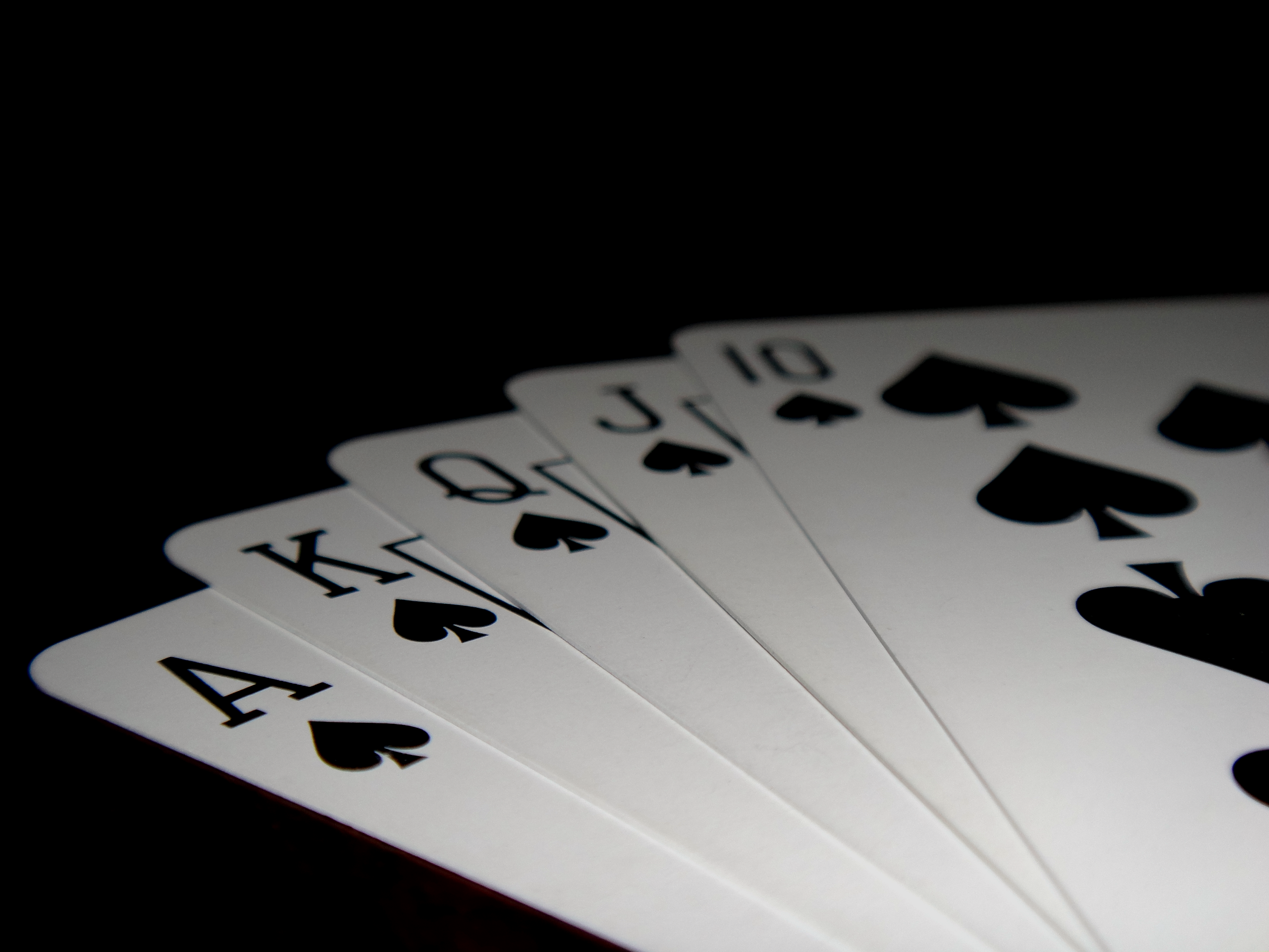 Royal Flush Poker Background - HD Wallpaper 