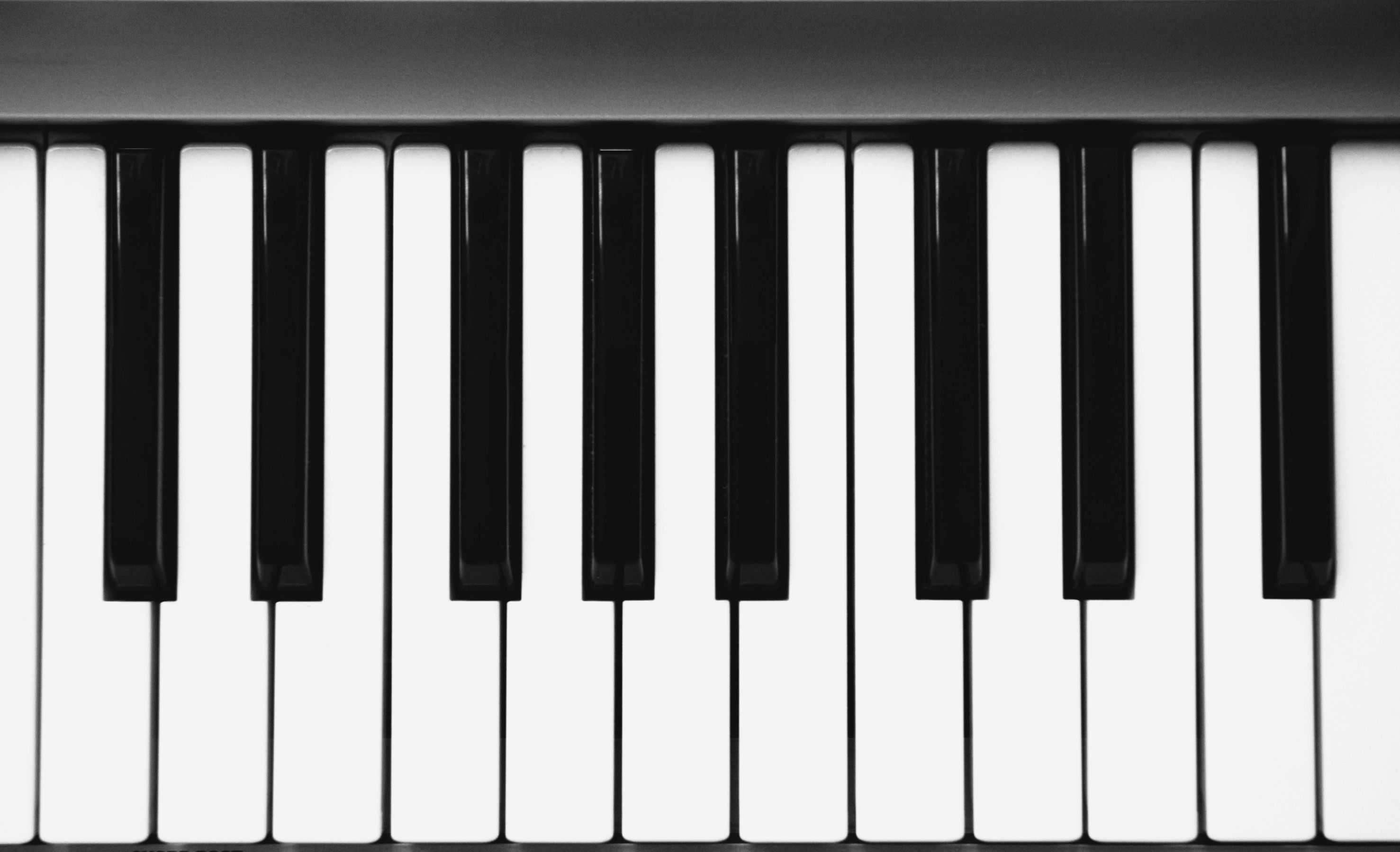 Piano Keys Wallpapers Hd Download 
 Data-src /img/204241 - Piano Keyboard Wallpaper Hd - HD Wallpaper 