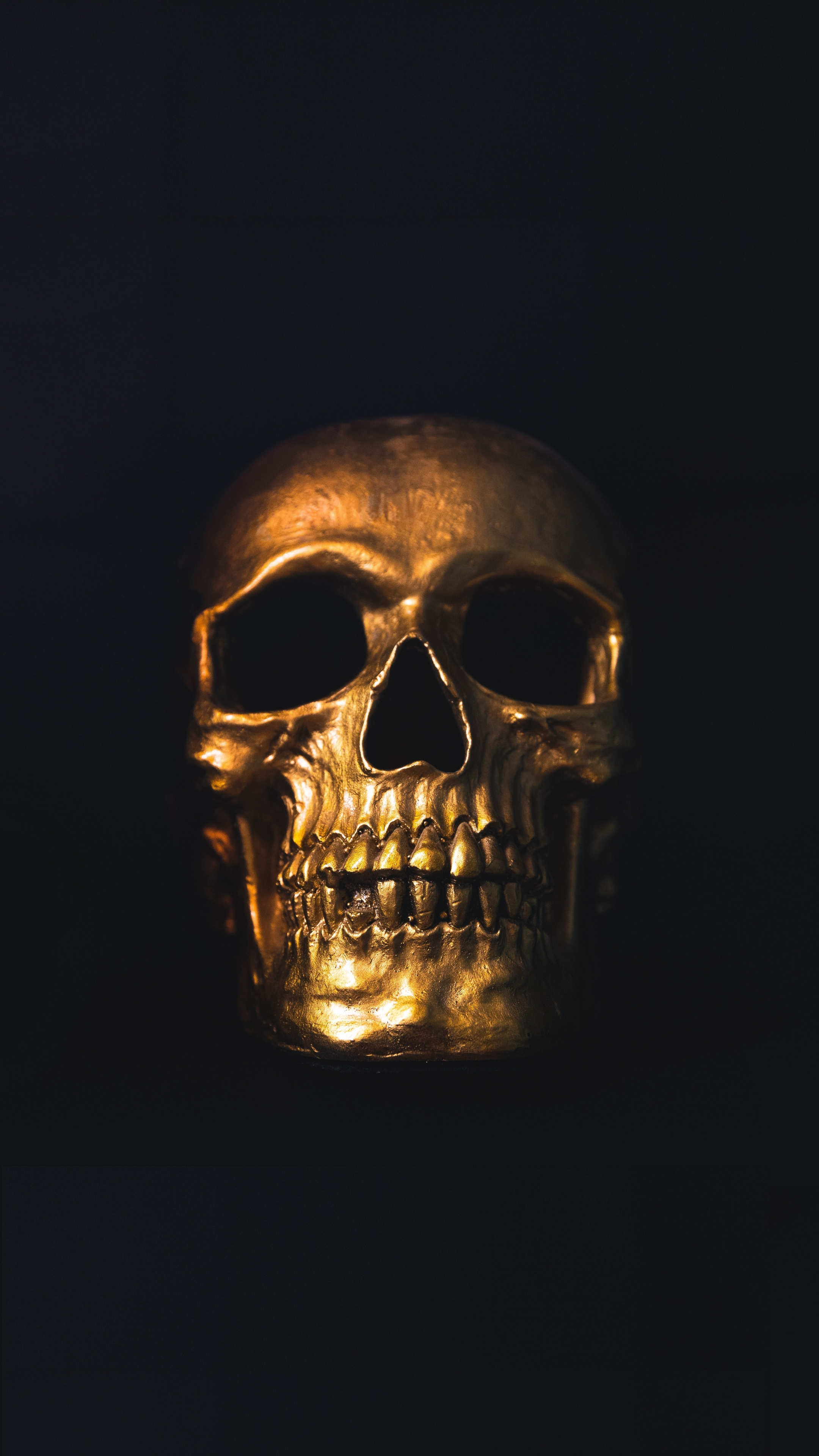 Golden Skull, Minimal, Wallpaper - Gold Skull Hd - HD Wallpaper 