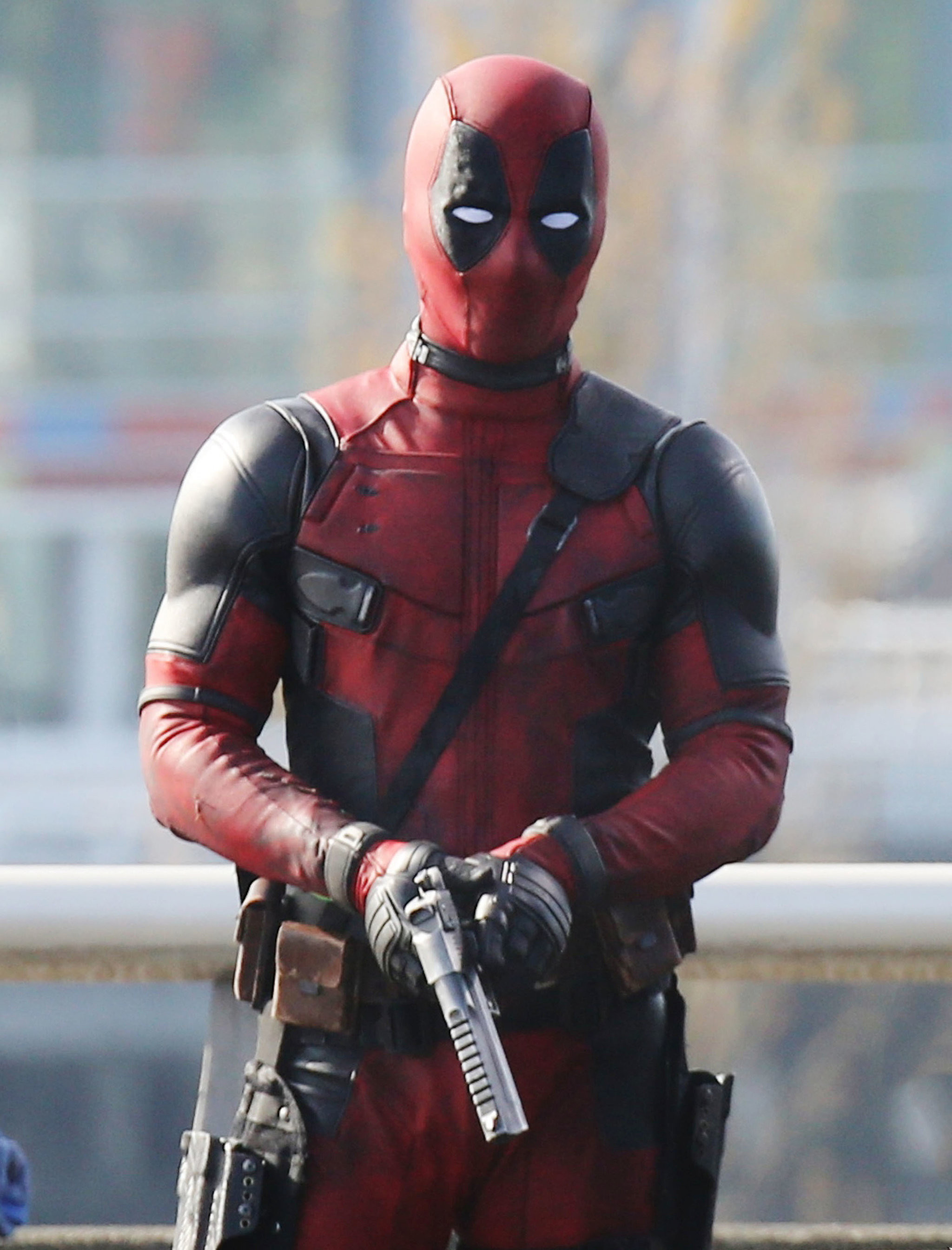 Deadpool Movie High Quality Wallpapers For Iphone 
 - Deadpool Movie Suit - HD Wallpaper 