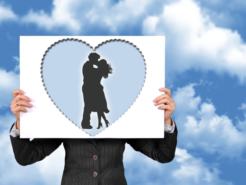 Romantic Love Couple Images Wallpaper Pics For Facebook - Silhouette - HD Wallpaper 