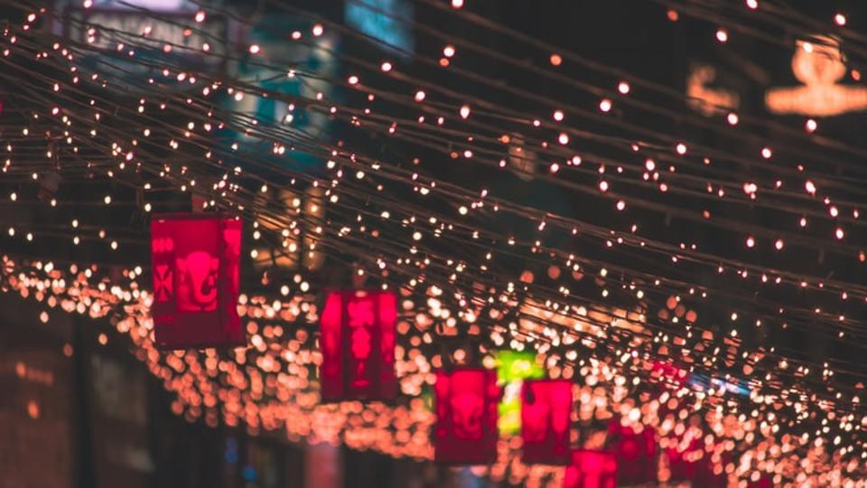 Diwali Light Decoration Ideas For Home - HD Wallpaper 