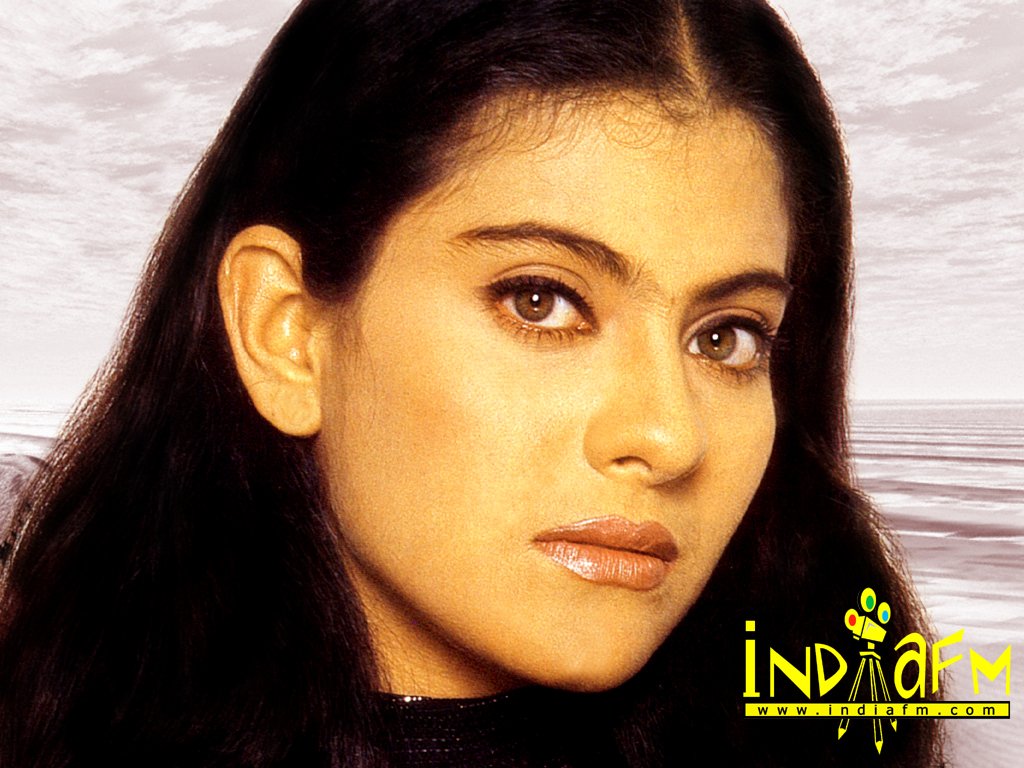 Kajol-godess - Kajol Devgan - HD Wallpaper 