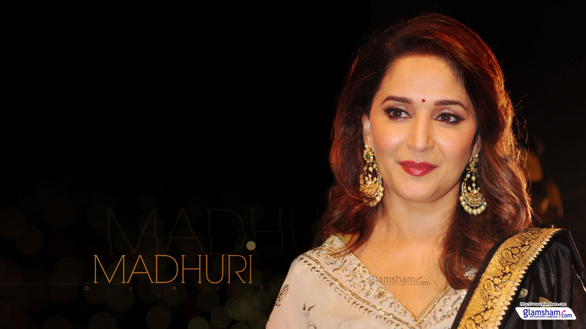 Madhuri Dixit Wallpapers High Resolution And Quality - Madhuri Dixit - HD Wallpaper 