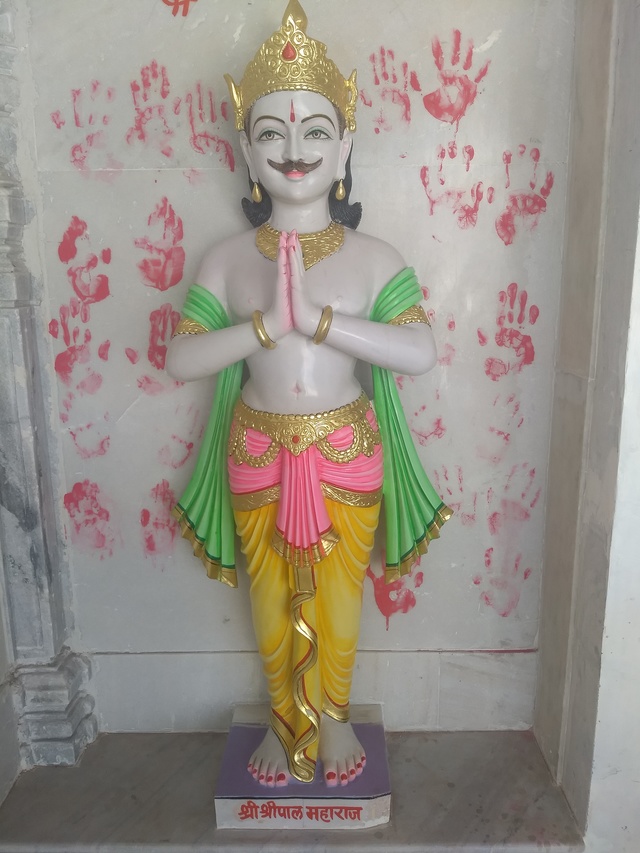 Statue - HD Wallpaper 