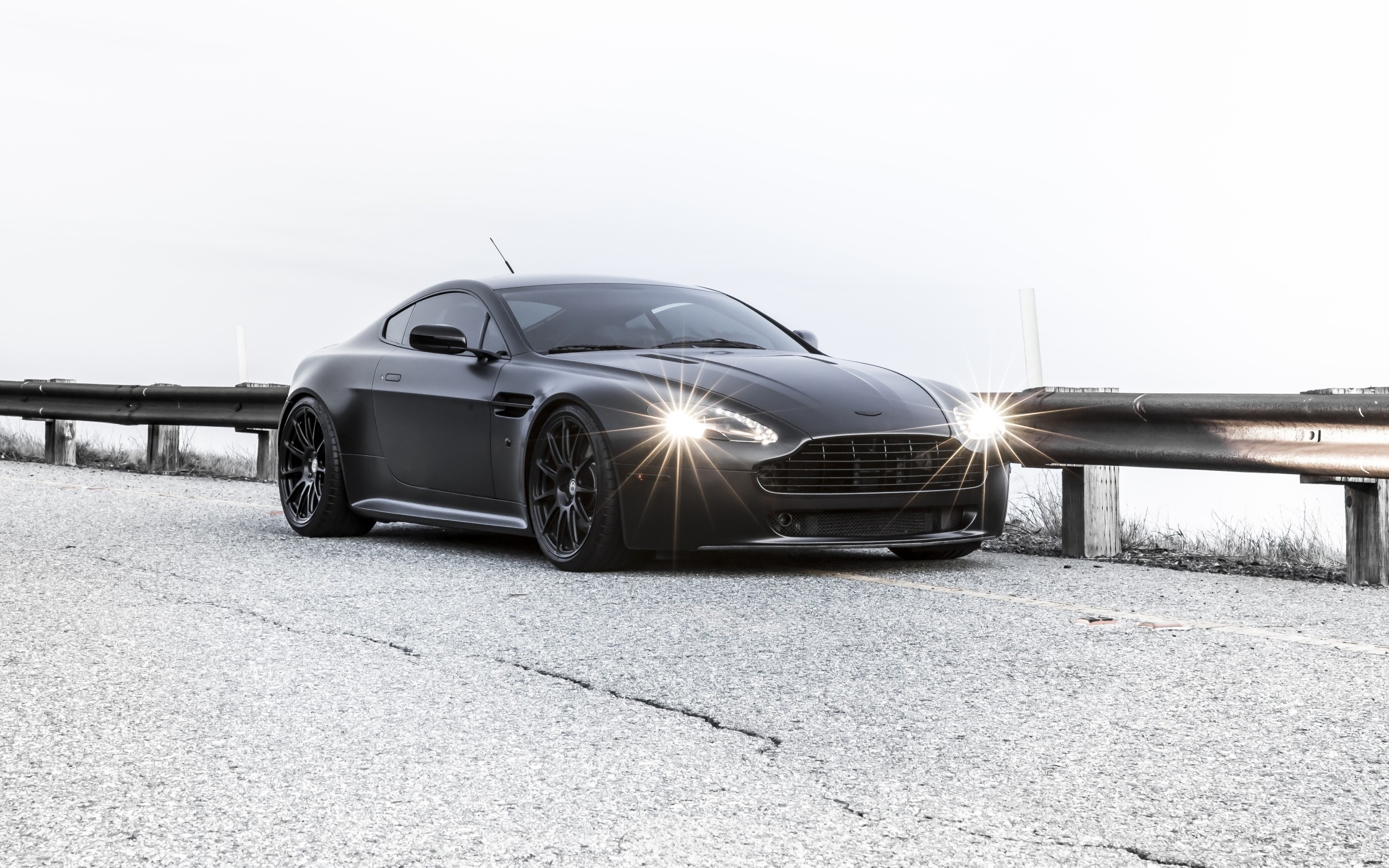 Forged Wheels Aston Martin Vantage - HD Wallpaper 
