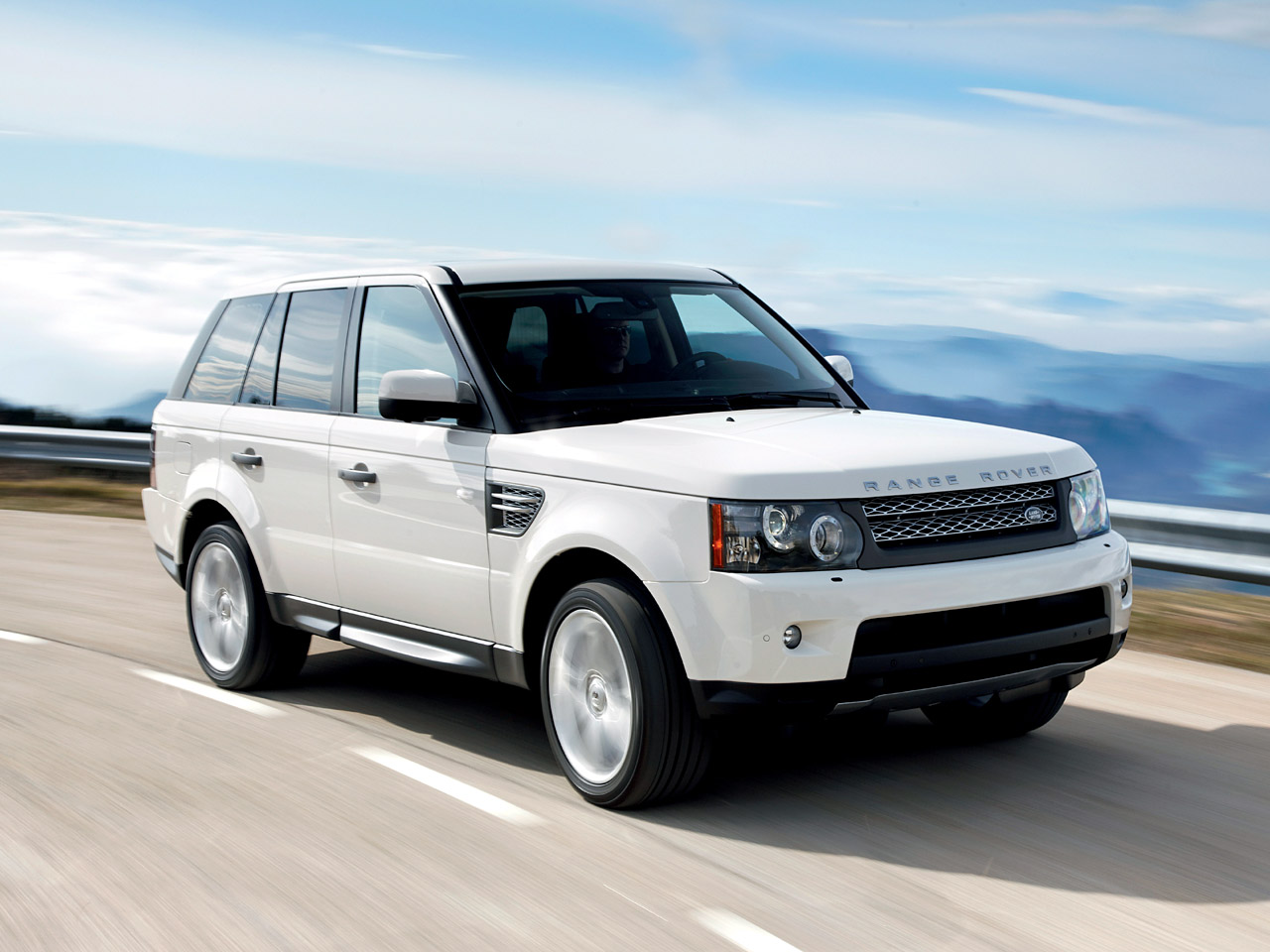 Range Rover Sport Supercharged 2010 - Land Rover Sport 3.0 - HD Wallpaper 