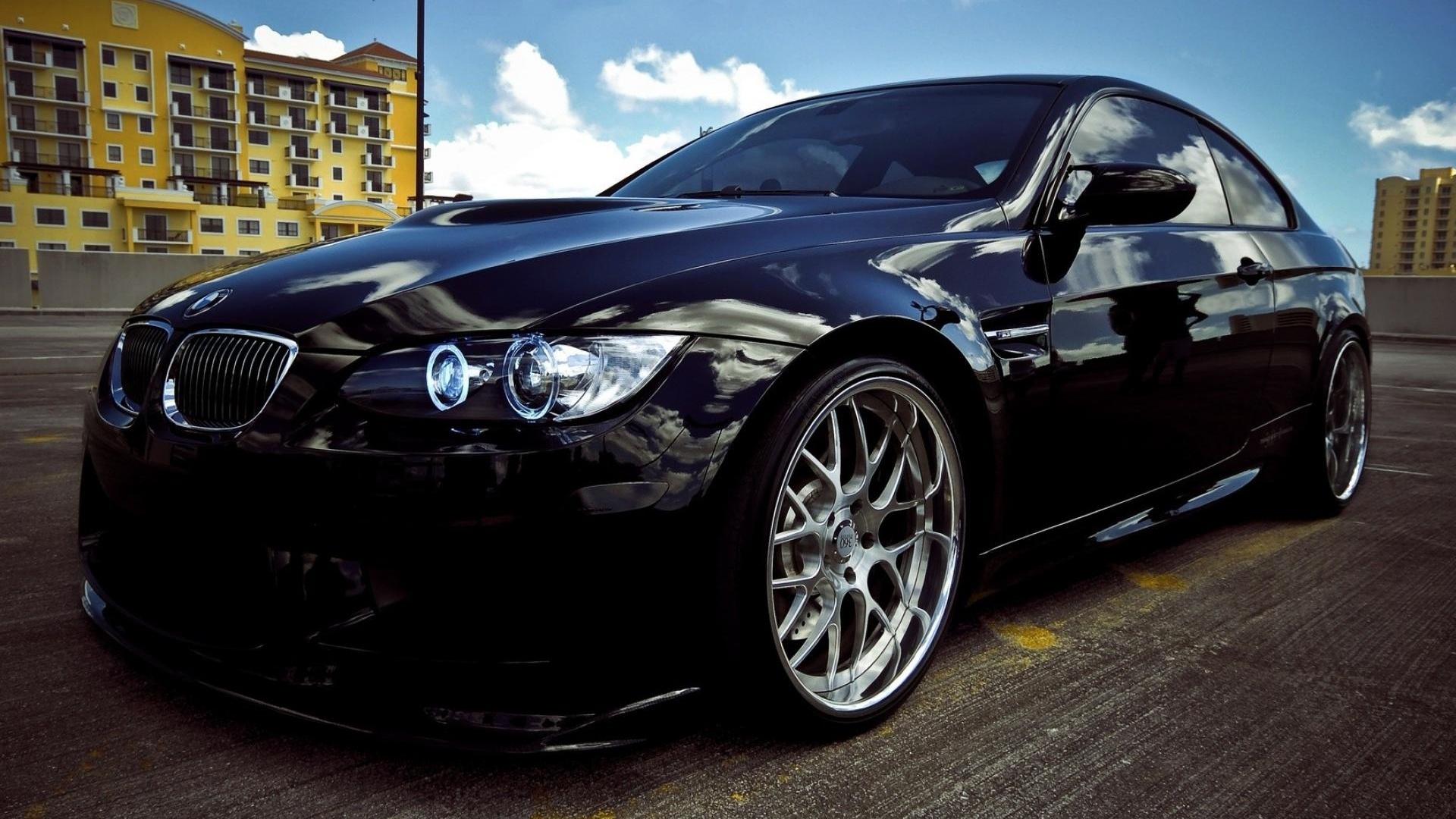 Very Dark Black Bmw - HD Wallpaper 