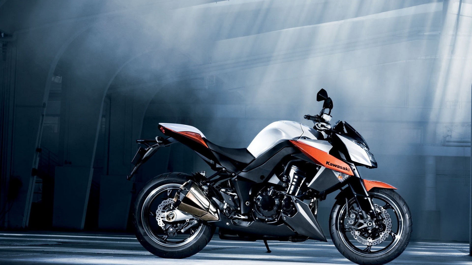 Motorcycle Wallpaper High Quality Resolution Drag Racing - Bike On The Road - HD Wallpaper 