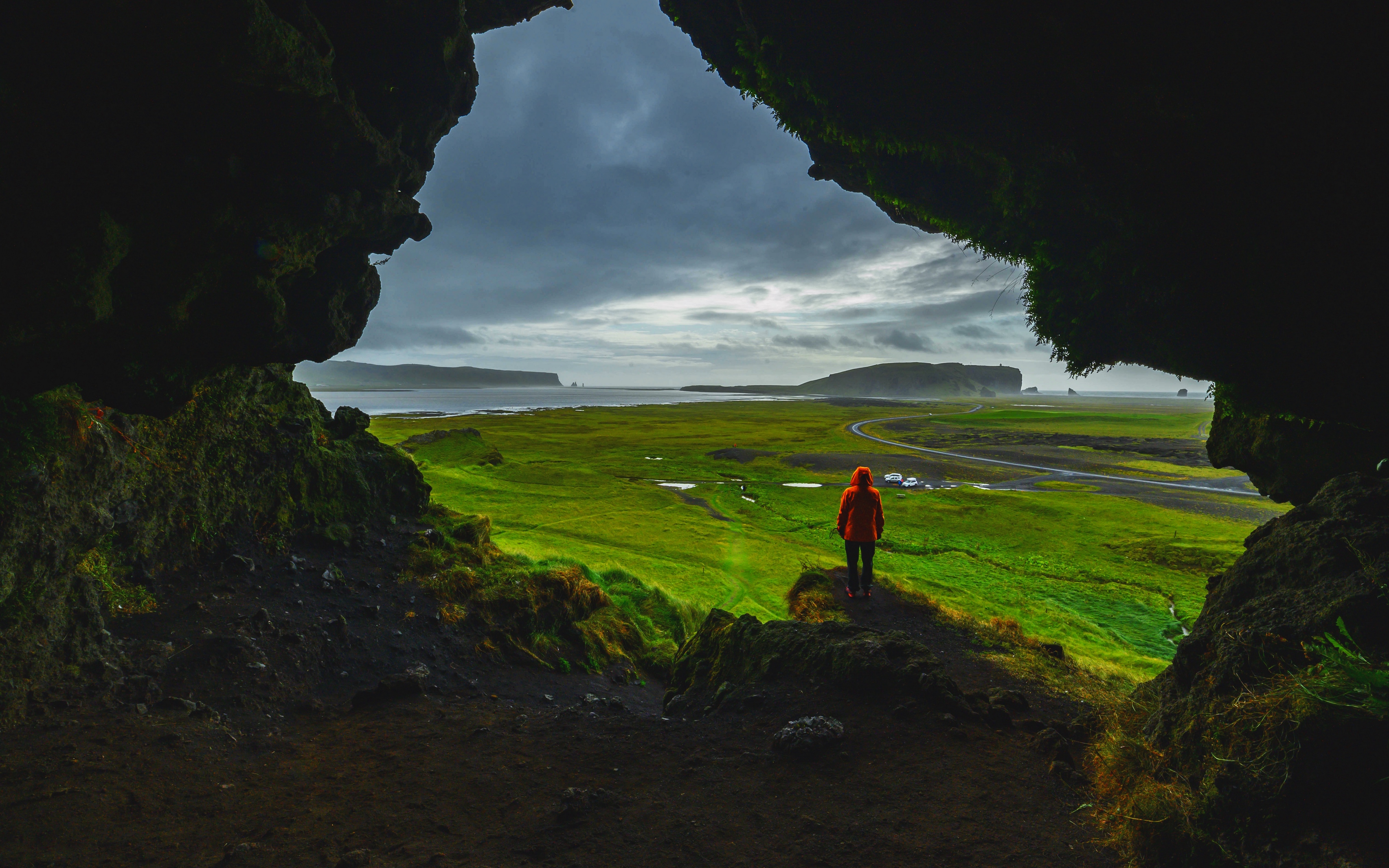 Wallpaper Cave, Man, Landscape, Coast, Greenery - Wallpaper - HD Wallpaper 
