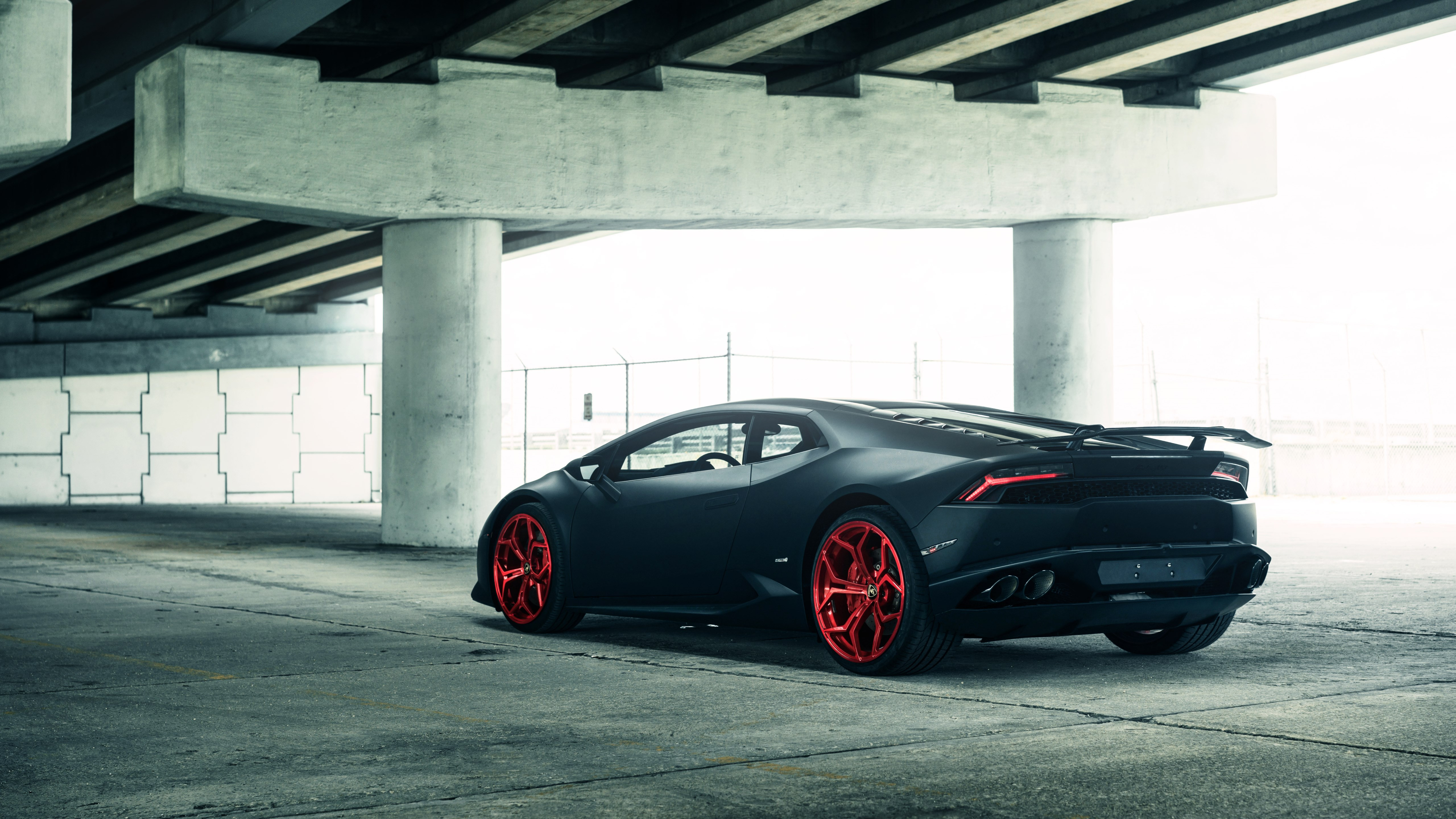 Vellano Matte Black Lamborghini Huracan On Red 3 Wallpaper - Lamborghini Huracan Red And Black - HD Wallpaper 