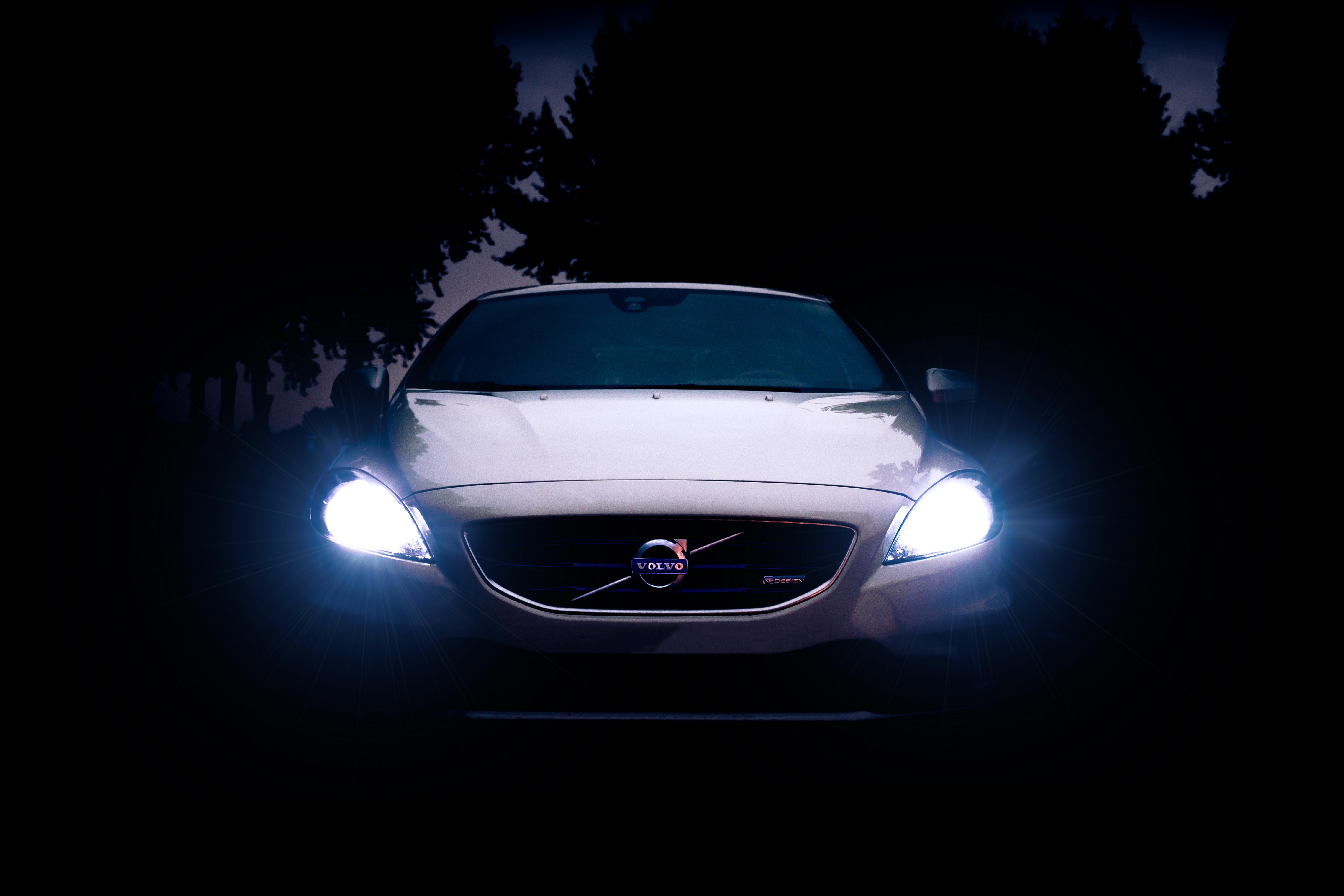 Volvo V40, Volvo, Lampu Depan, Cahaya, Tampilan Depan, - Car Headlights - HD Wallpaper 