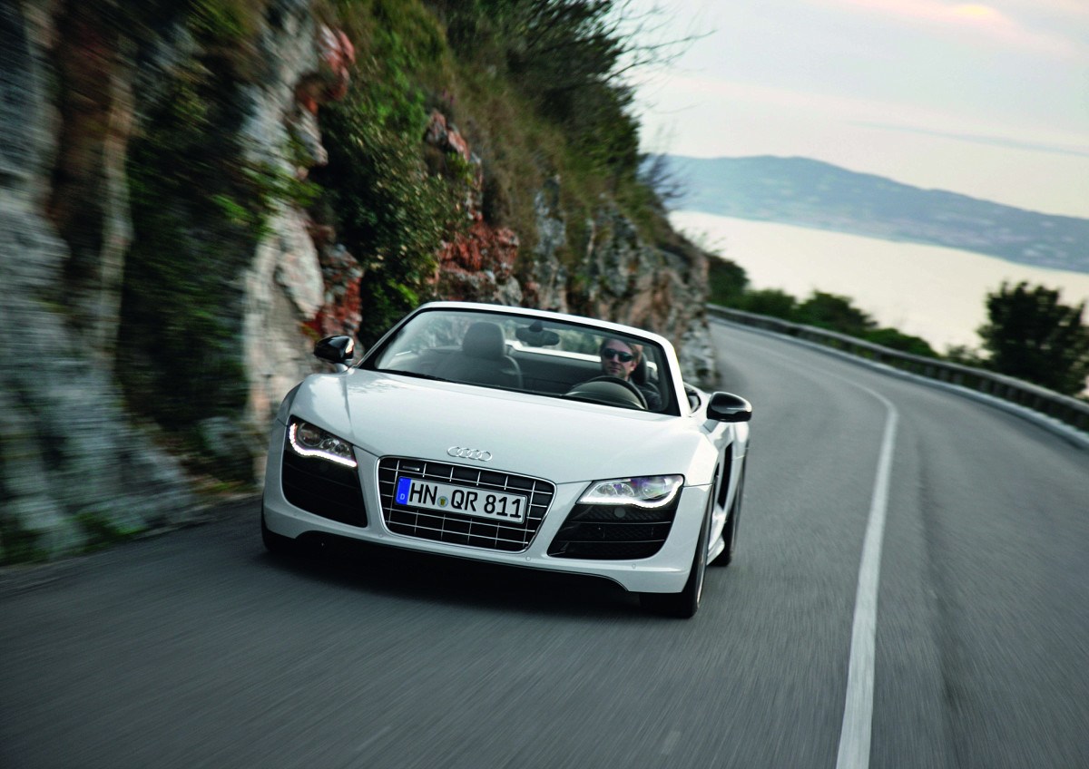 Audi R8 Spyder Wallpaper 7 Jpg 2011 4 2 Fsi Quattro - Audi R8 Spyder 5.2 Fsi - HD Wallpaper 