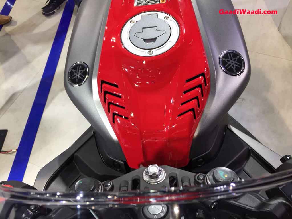 Yamaha R15 Bike Accessories - Motorcycle - HD Wallpaper 