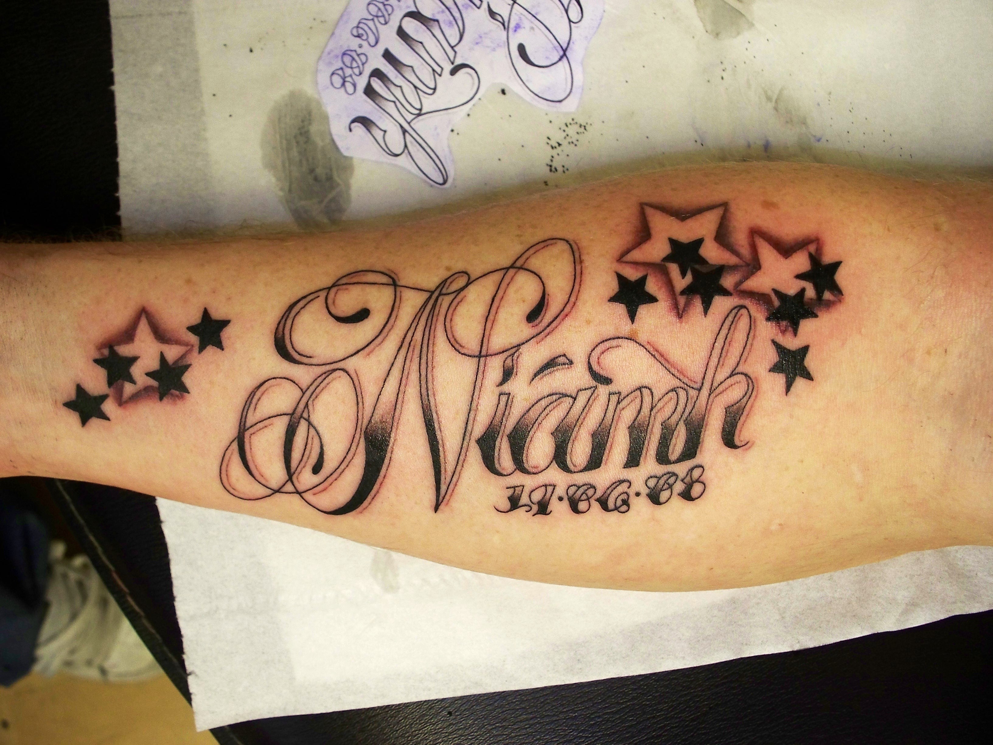 Tattoo Designs With Stars And Names - HD Wallpaper 