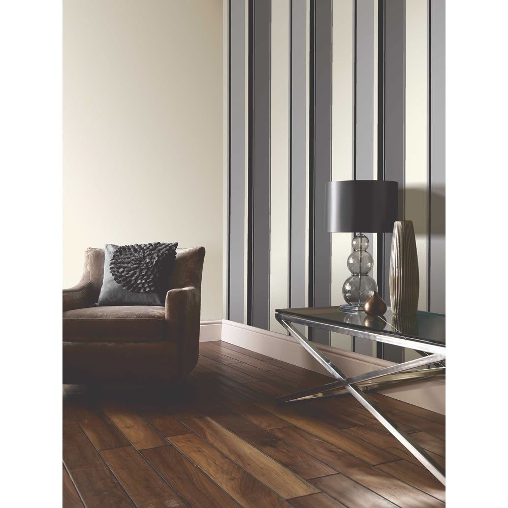 Green White And Black Stripe Feature Wall - HD Wallpaper 