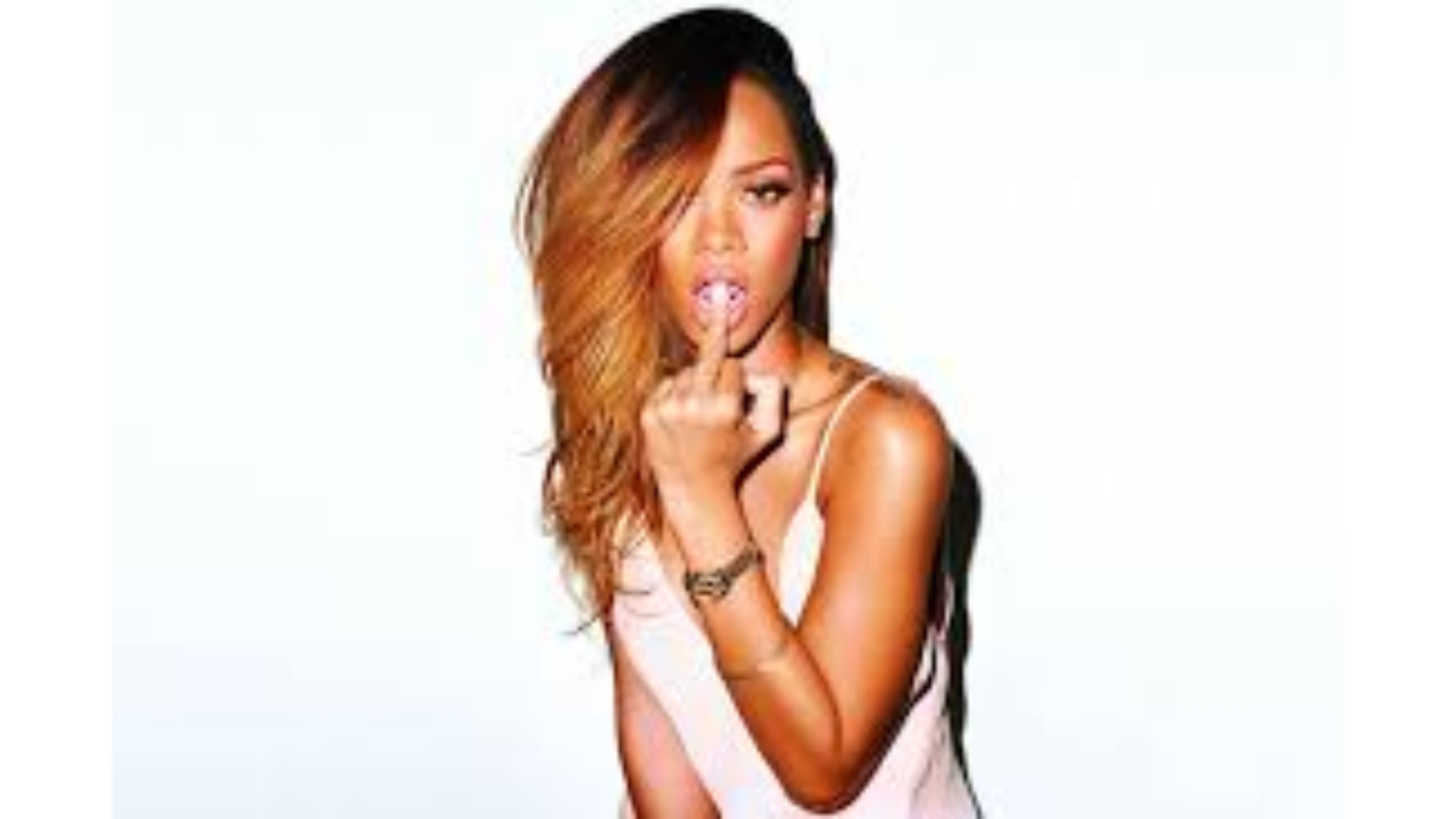 3840x2160, Cool 2016 Rihanna 4k Wallpaper 
 Data Id - Rihanna Rolling Stone Photoshoot - HD Wallpaper 