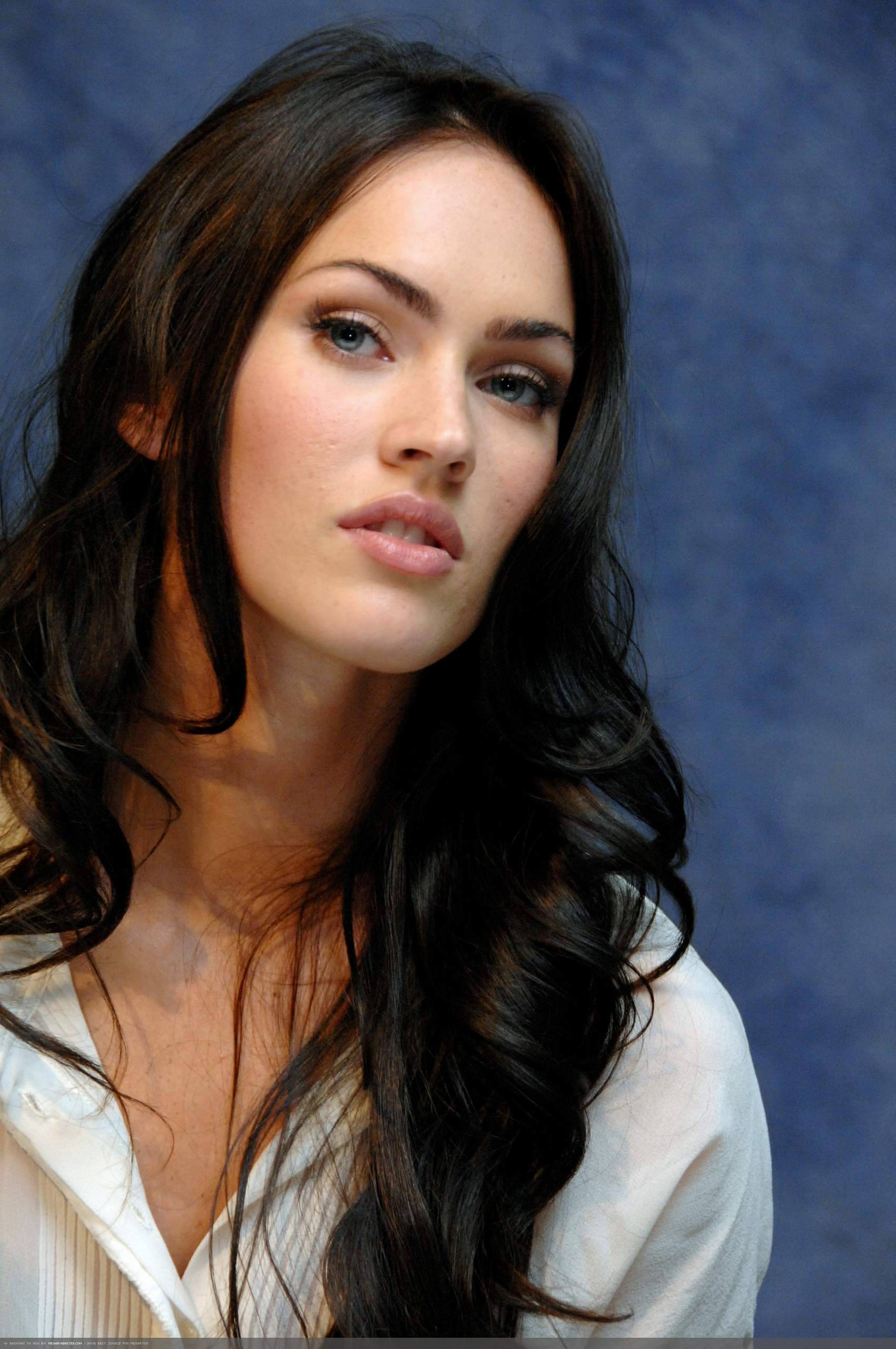 Megan Fox - Megan Fox Age 21 - HD Wallpaper 