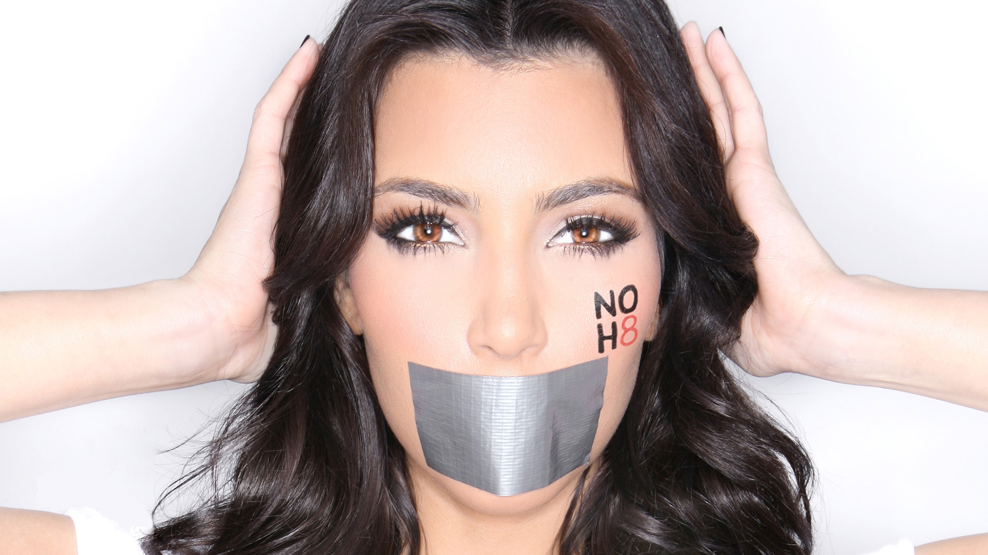 Kim Kardashian Hd Wallpapers Free Download - Noh8 Photo Shoot 2019 - HD Wallpaper 