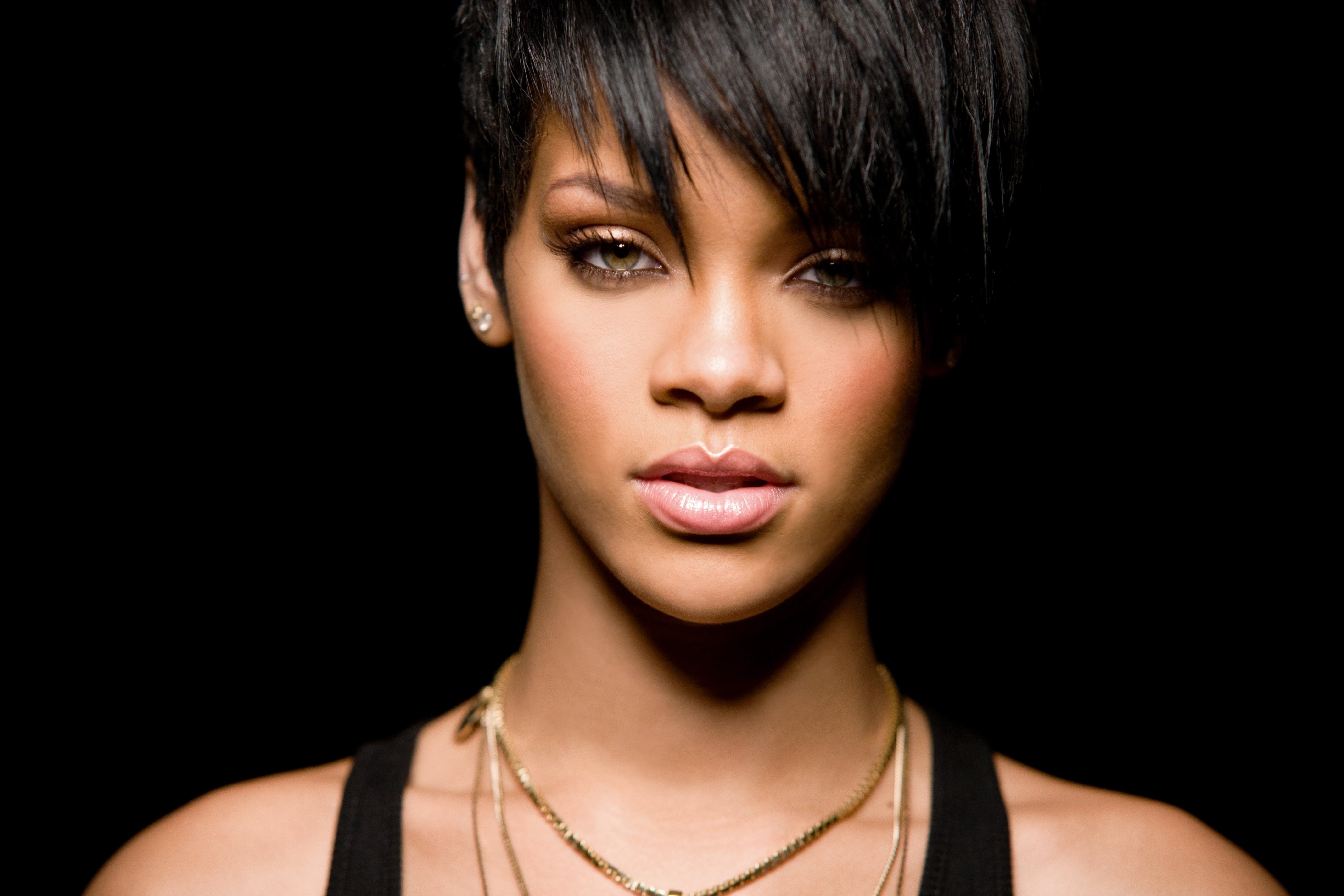 Rihanna Short Hair 5616x3744 Wallpaper Teahub Io
