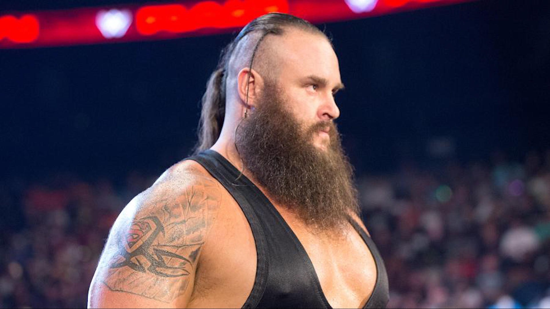 Wwe Superstar Braun Strowman Wallpaper - Bron Stroman - HD Wallpaper 