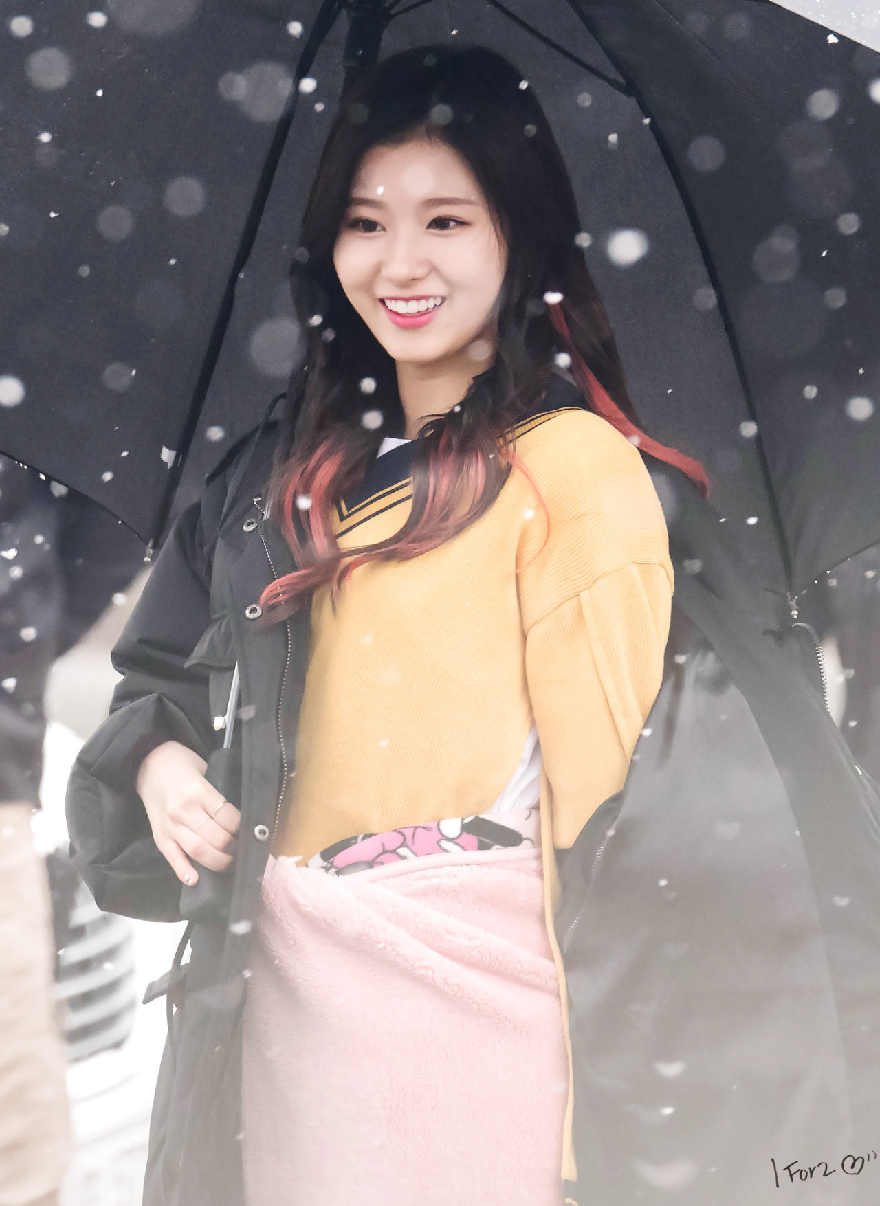 Twice Sana Wallpaper Iphone - HD Wallpaper 