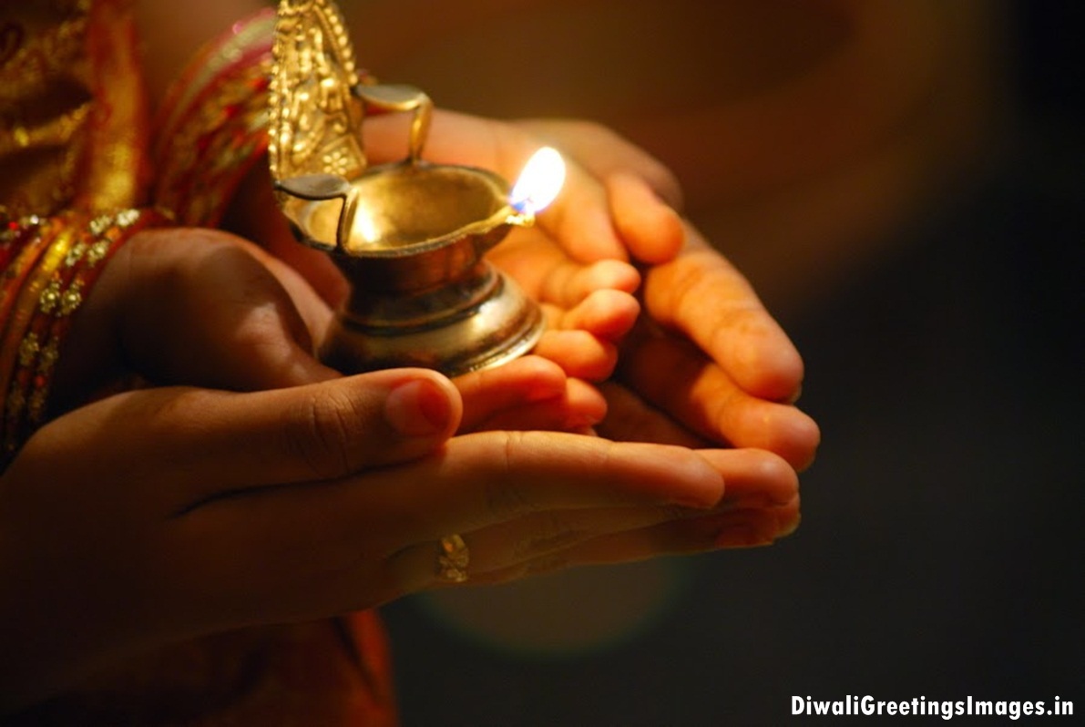 Holding Hands, Deepavali Wallpaper, And Diwali Diya - Wonderful Images For Dp Hd - HD Wallpaper 