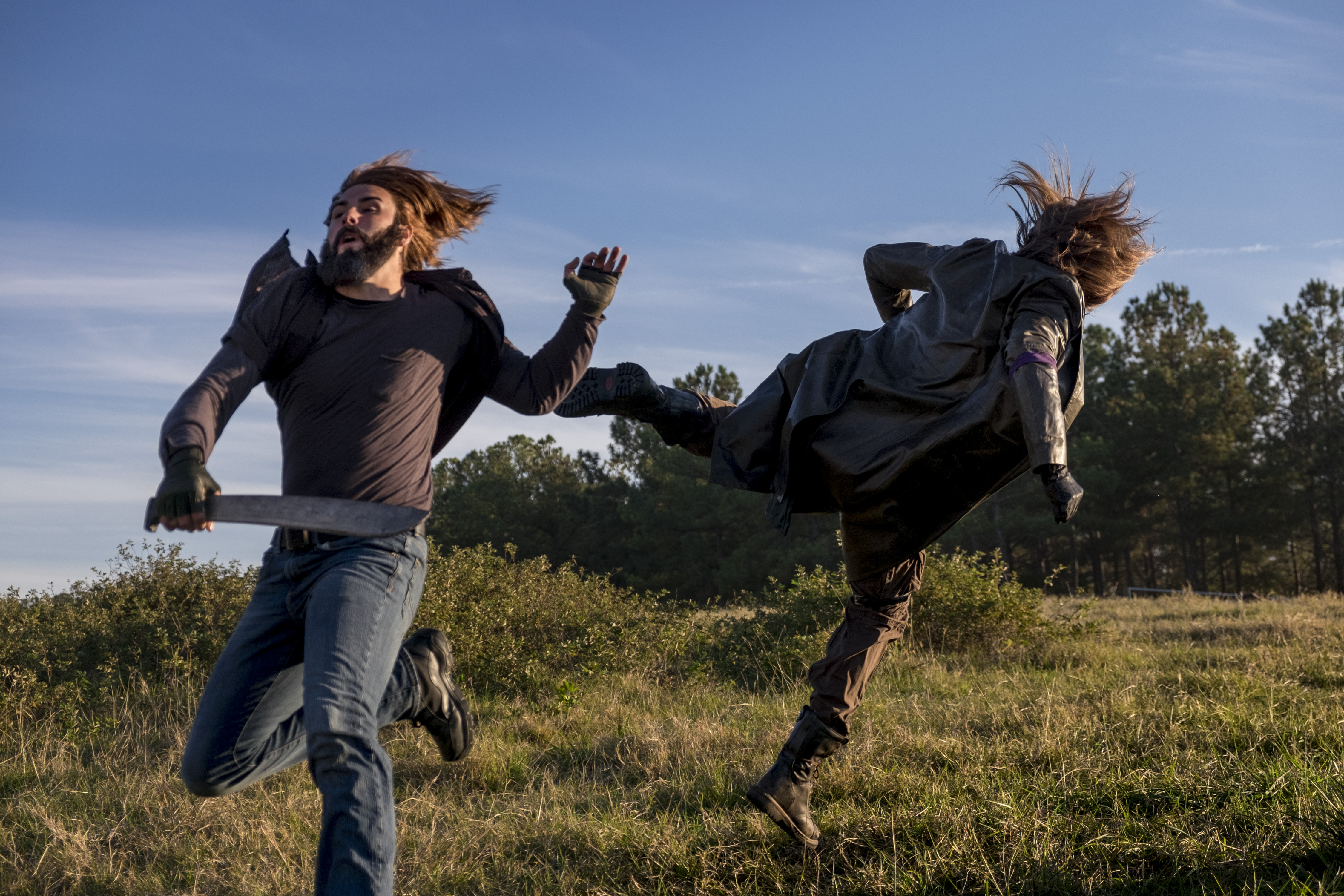 The Walking Dead - Walking Dead Jesus Kick - HD Wallpaper 