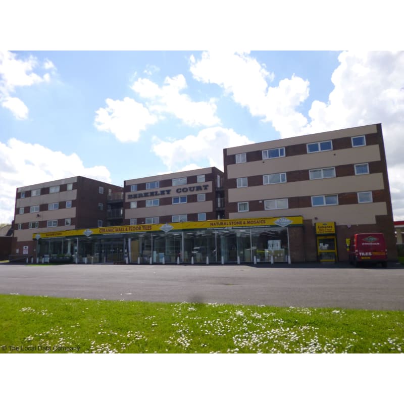 Commercial Building - HD Wallpaper 