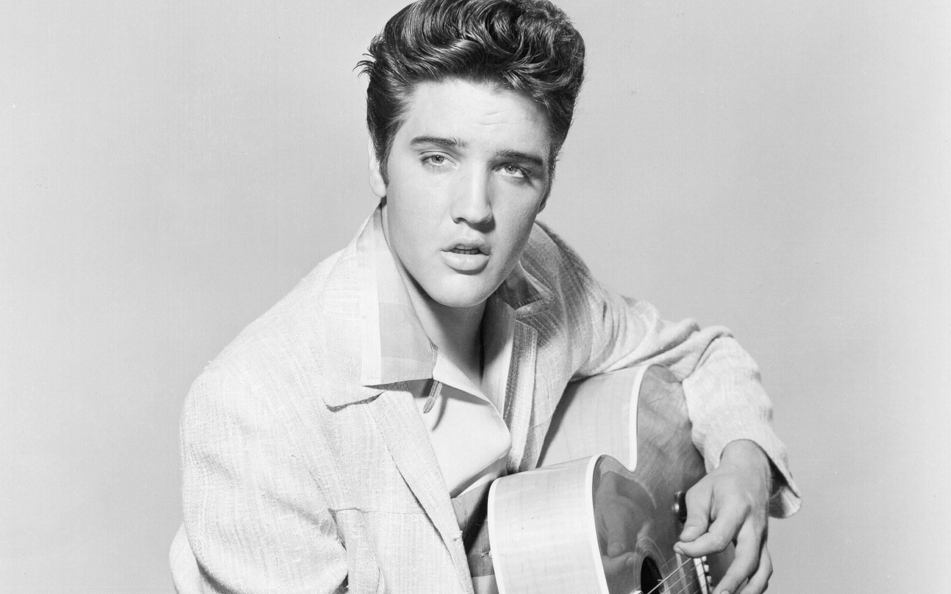 Elvis Presley - HD Wallpaper 
