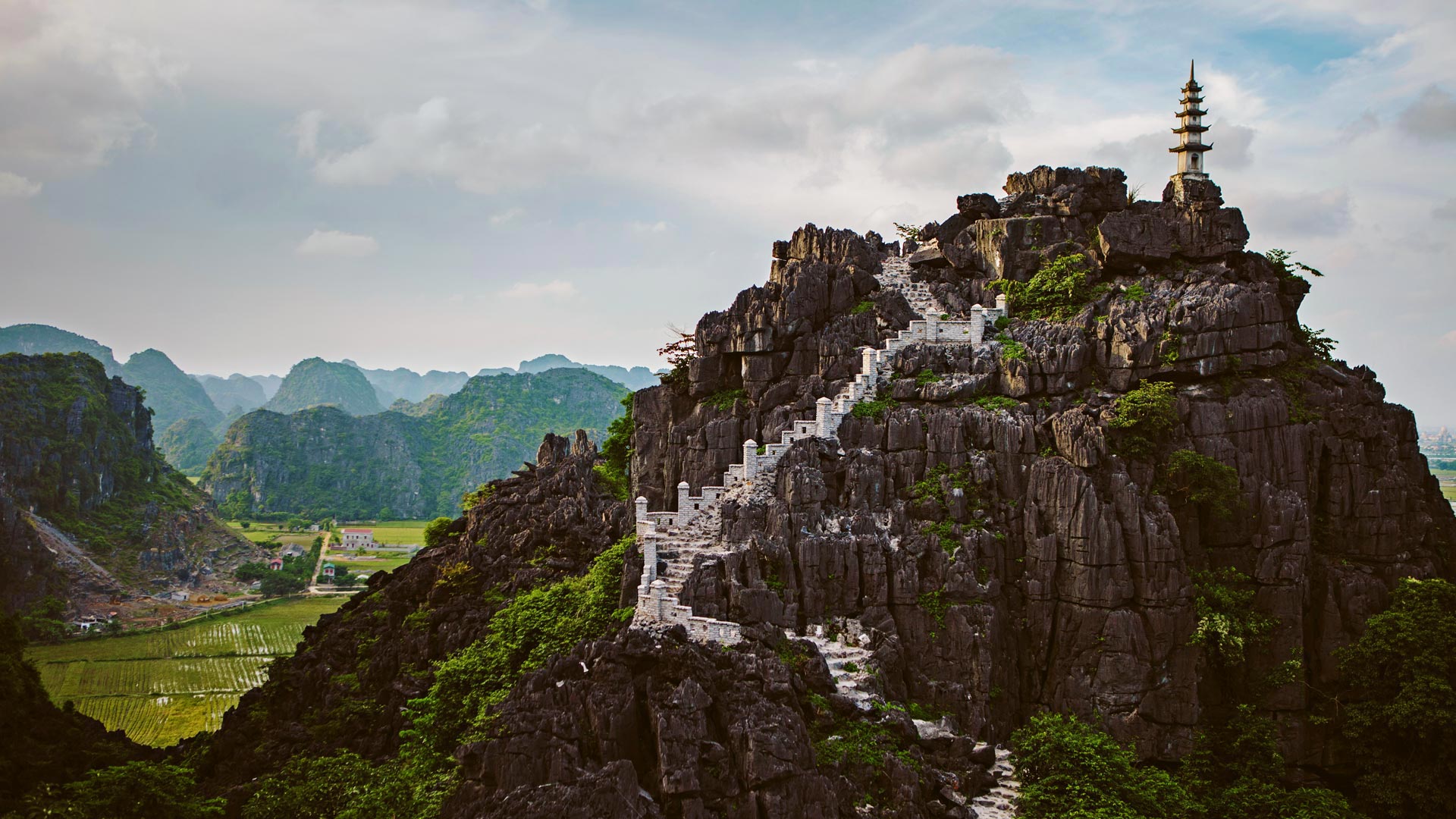 Ninh Binh - HD Wallpaper 