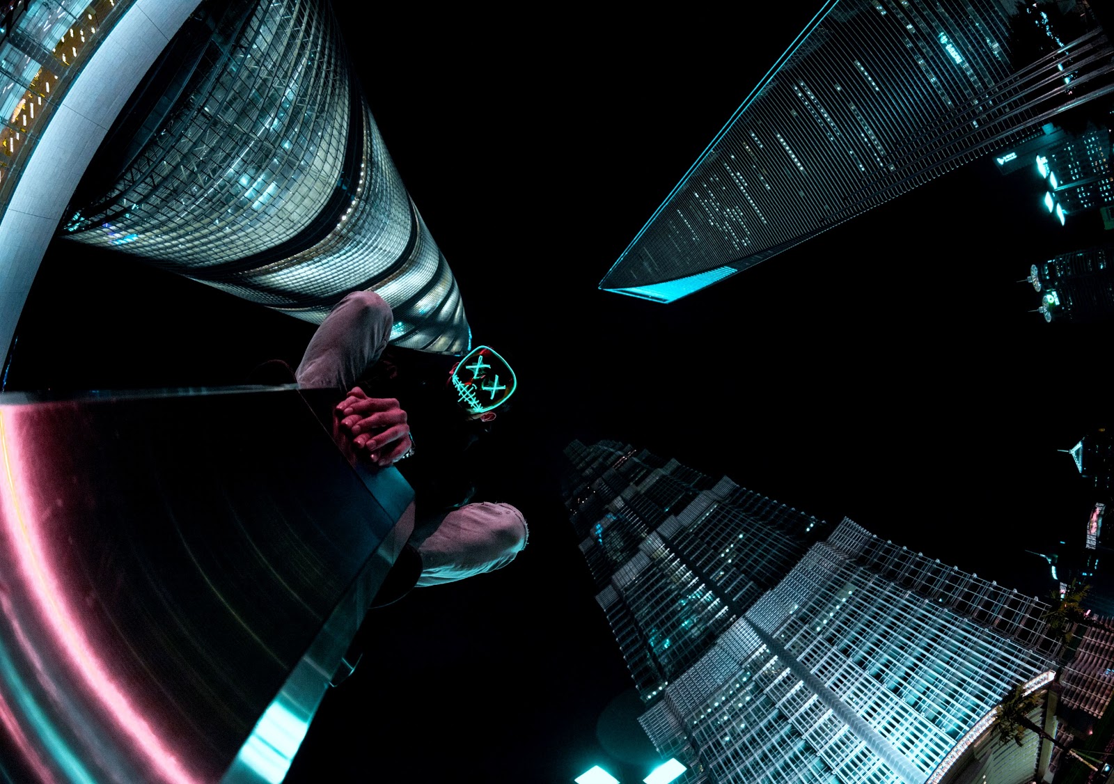 White Robot Wallpaper Amazing Wallpaper Hd Library - Hypebeast Wallpaper Hd Desktop - HD Wallpaper 