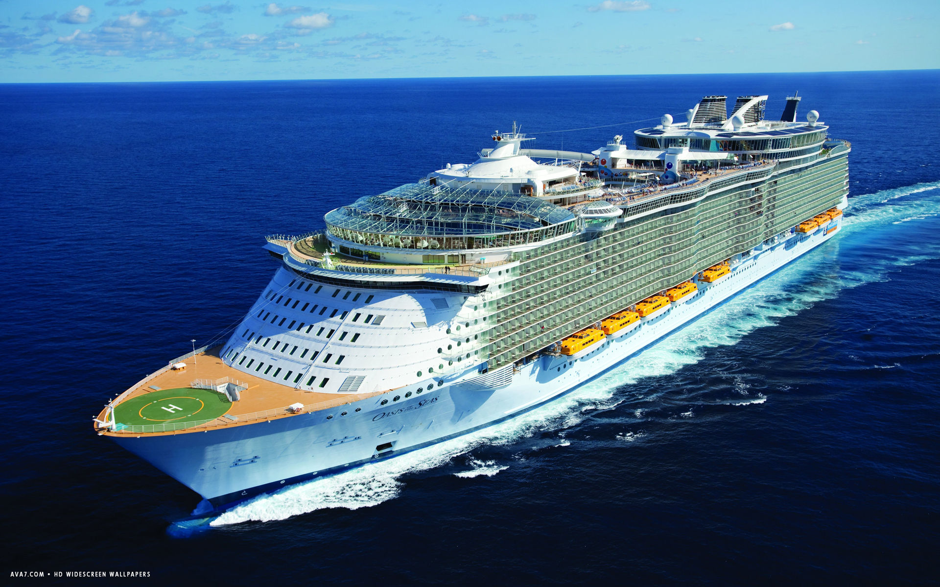 Oasis Of The Seas Cruise Ship Hd Widescreen Wallpaper - Cruise Ship With Pool - HD Wallpaper 