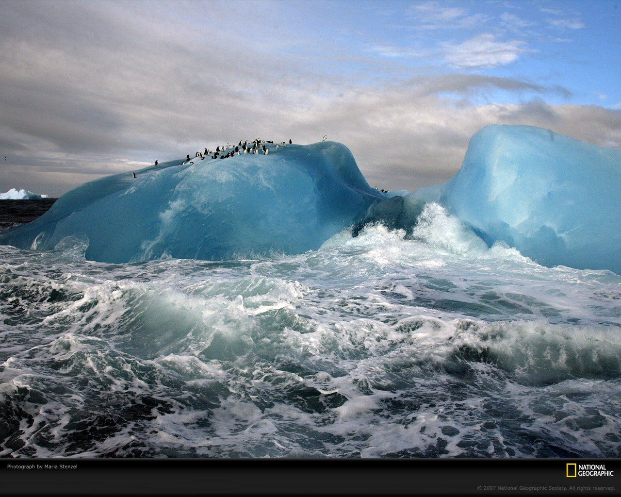 Blue Iceberg - National Geographic Best Photos Hd - HD Wallpaper 