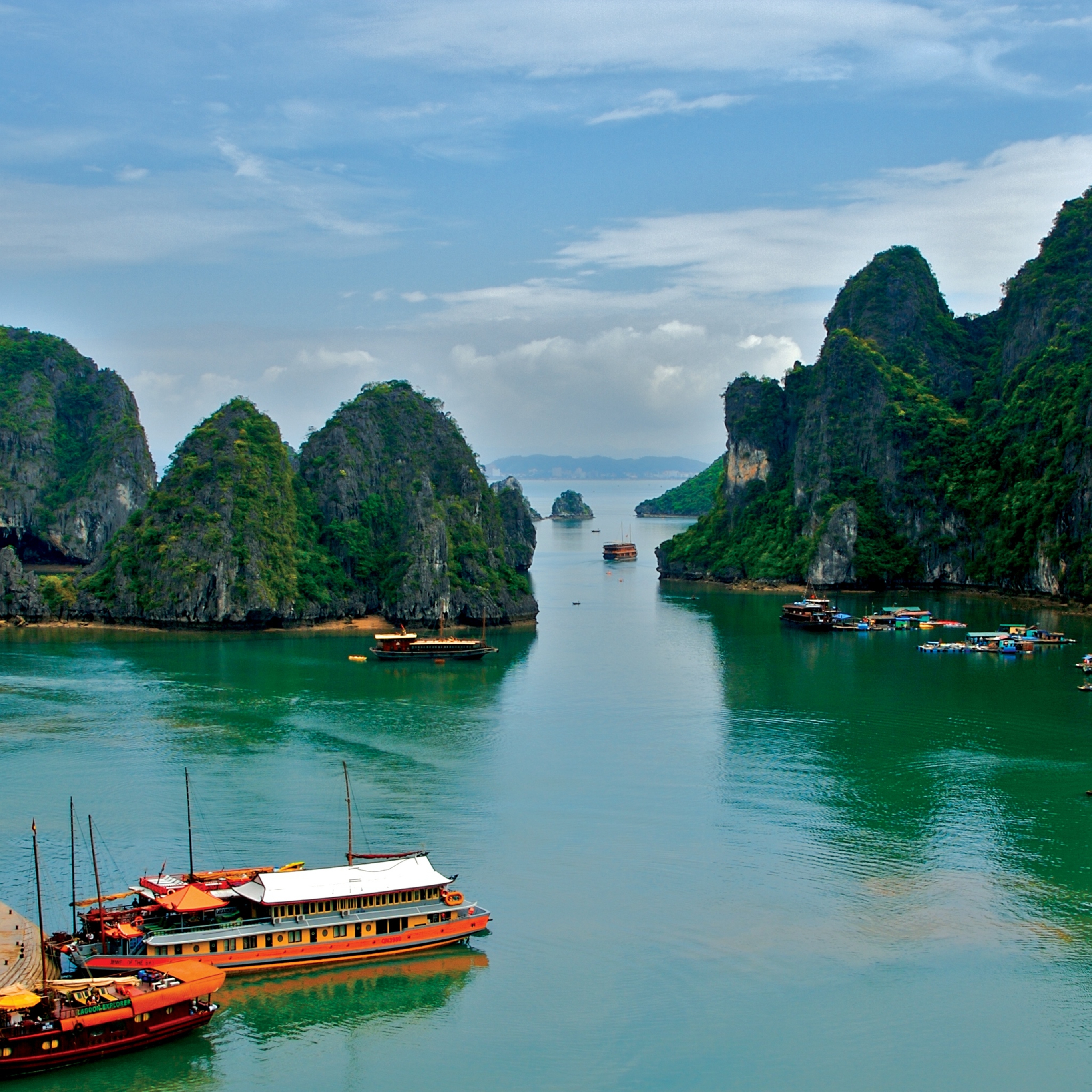 Halong Bay - HD Wallpaper 
