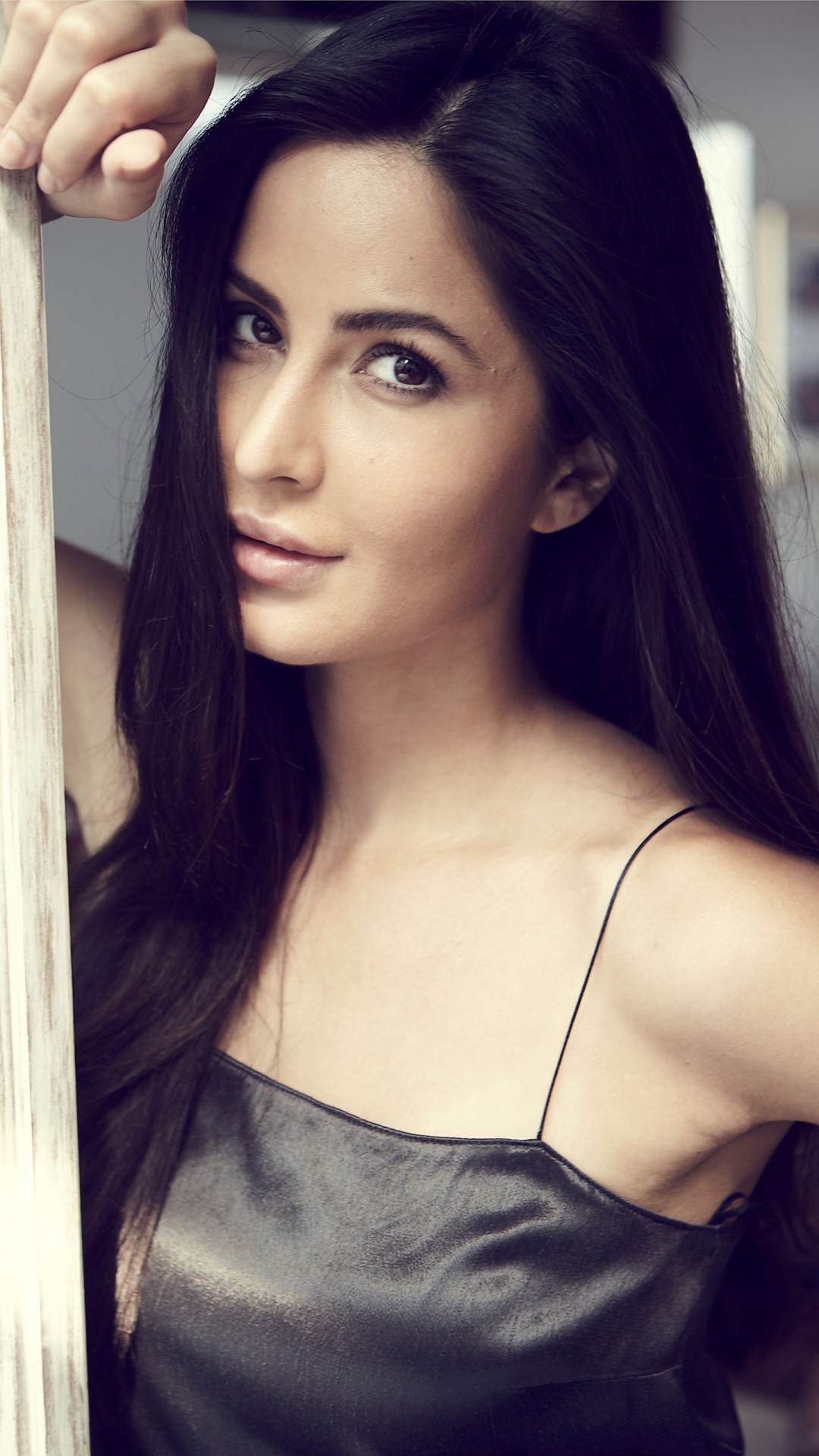Katrina Kaif - HD Wallpaper 
