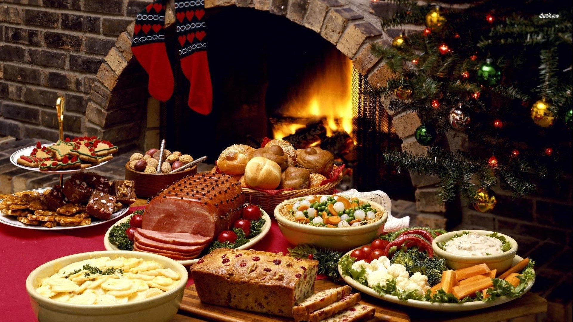 Christmas Dishes - HD Wallpaper 