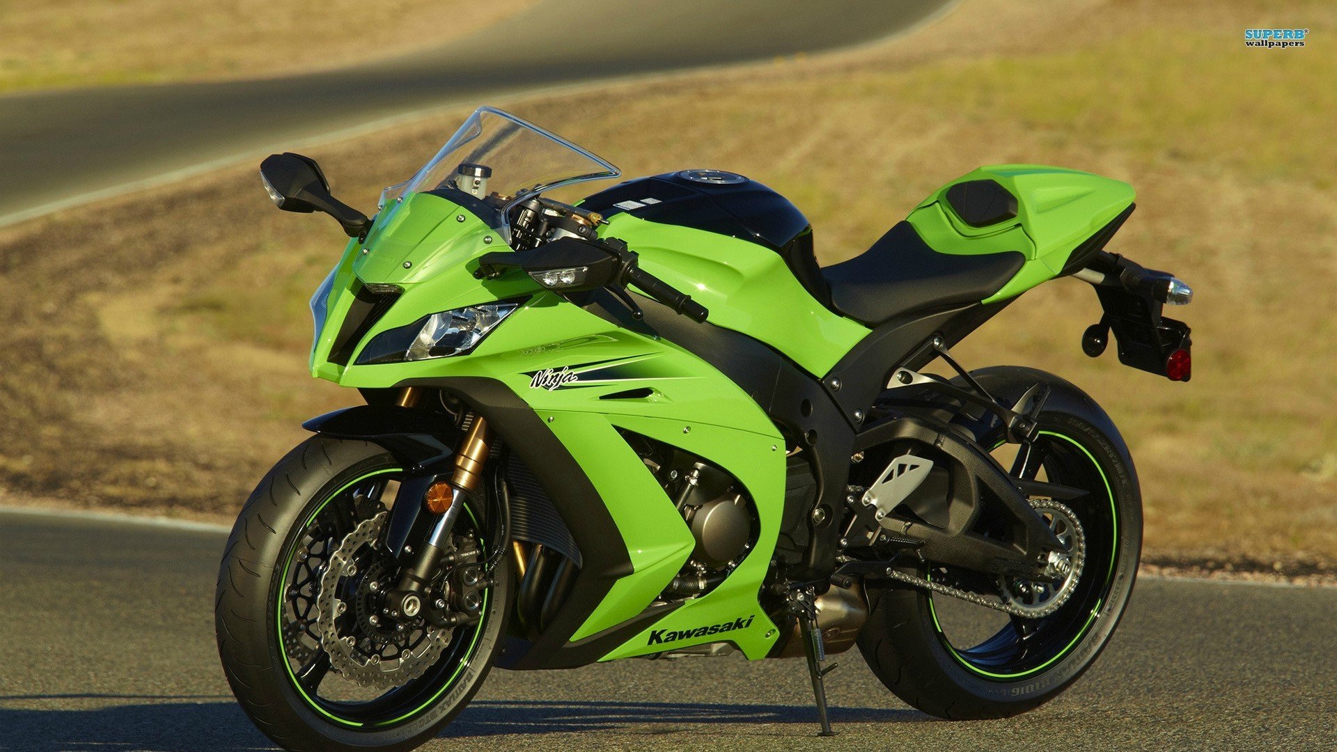 Kawasaki Zx 10r 2011 - HD Wallpaper 