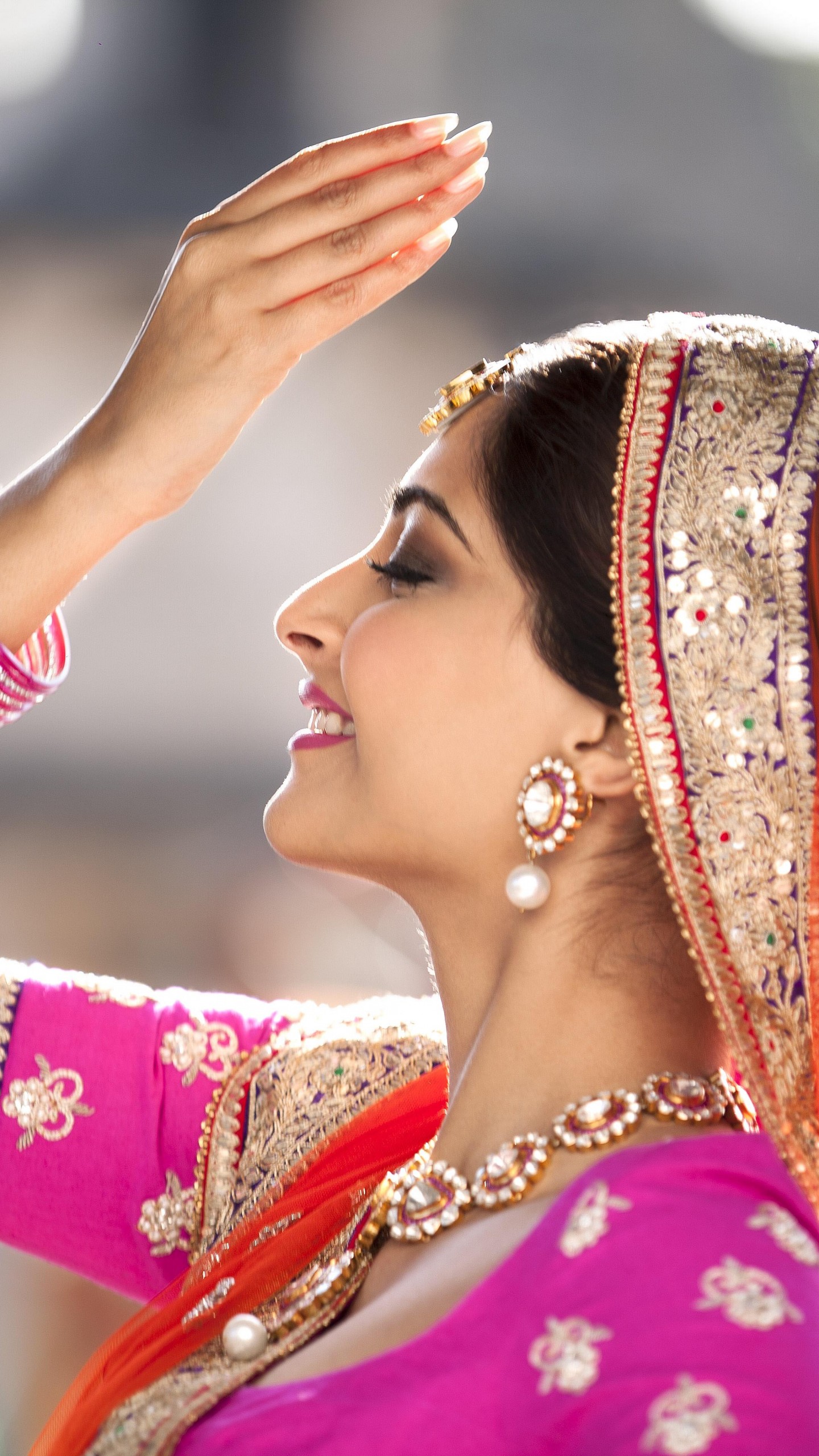 Sonam Kapoor In Prem Ratan Dhan Payo - HD Wallpaper 