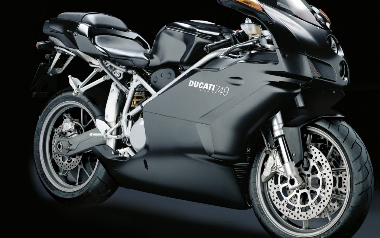 Black Sports Bike Wallpapers - 2005 Ducati 749 Dark - HD Wallpaper 