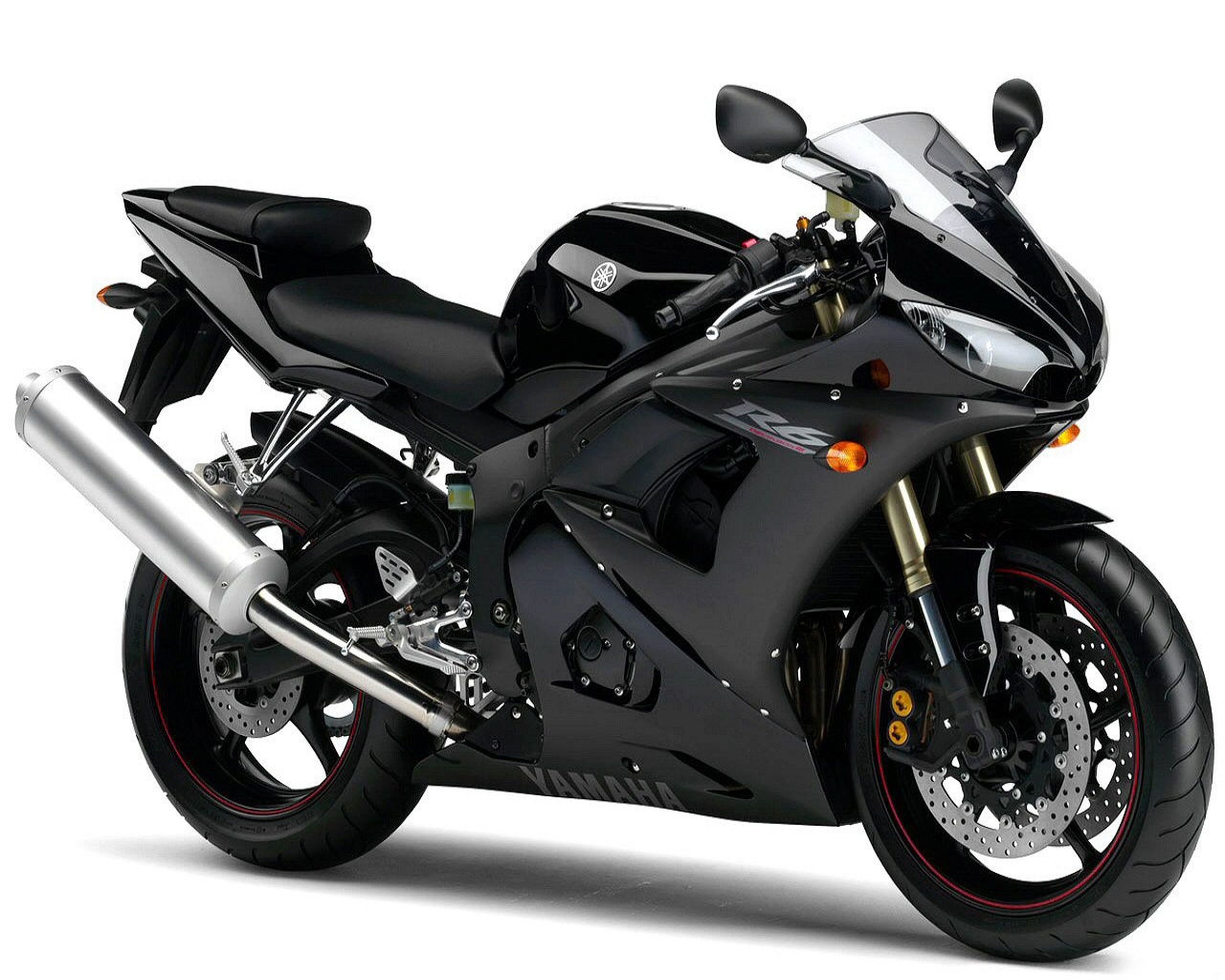 Yamaha R6 Sports Bike - 2005 Yamaha R6 - HD Wallpaper 