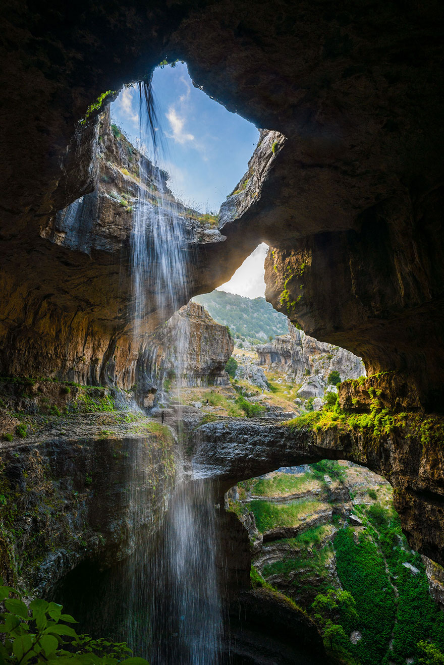 Amazing Waterfalls - HD Wallpaper 