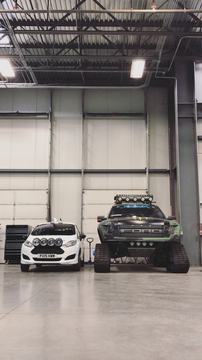 Compact Sport Utility Vehicle - HD Wallpaper 