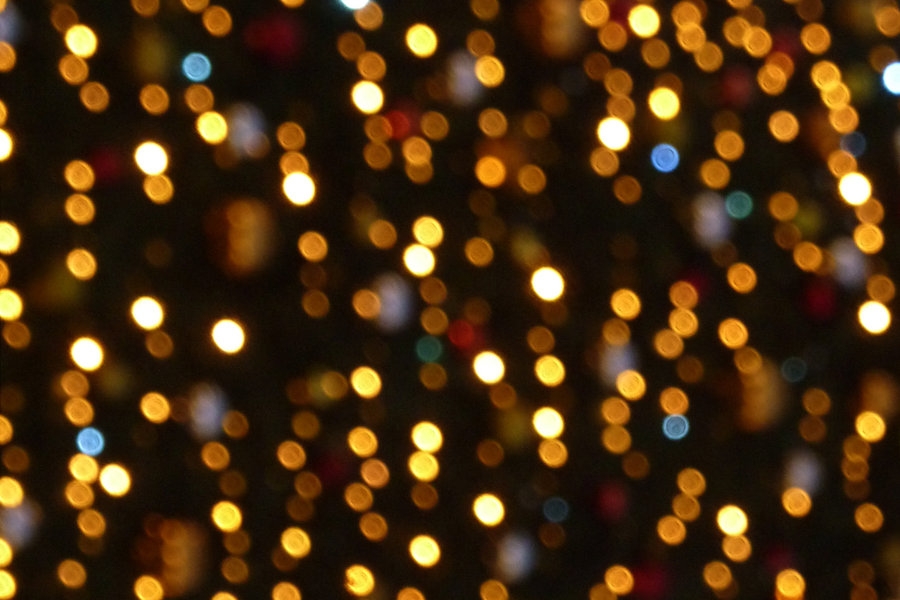 White Christmas Lights Bokeh Wallpaper Christmas Lights White Christmas Lights 900x600 Wallpaper Teahub Io